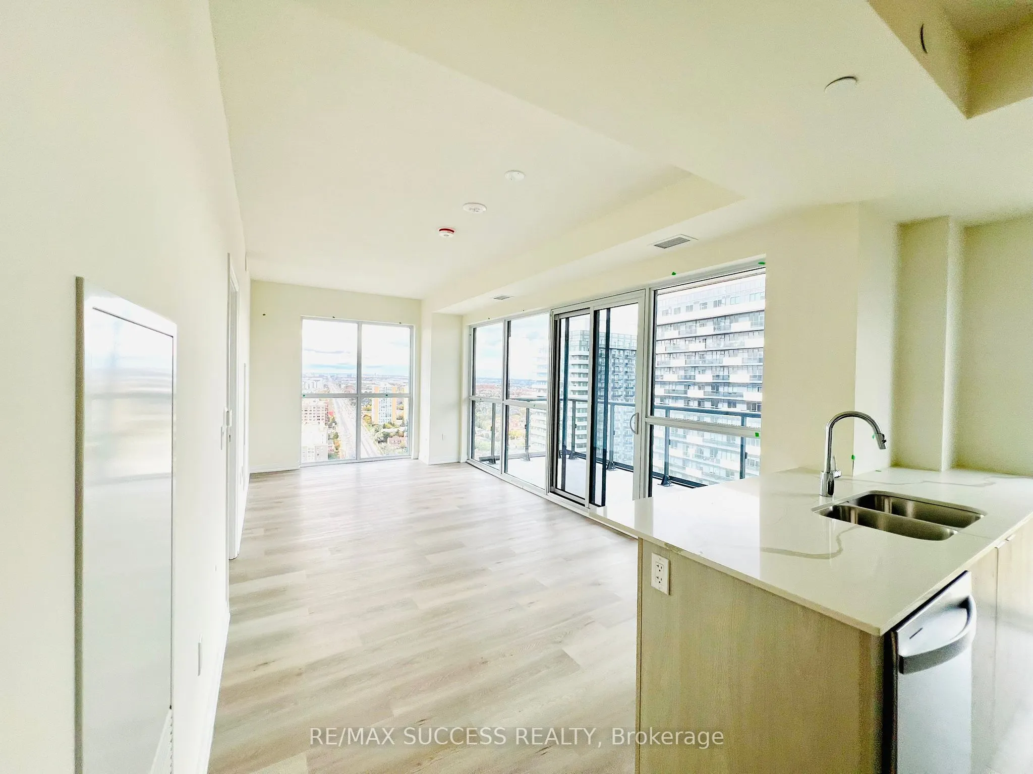 15 Watergarden Drive, #2909