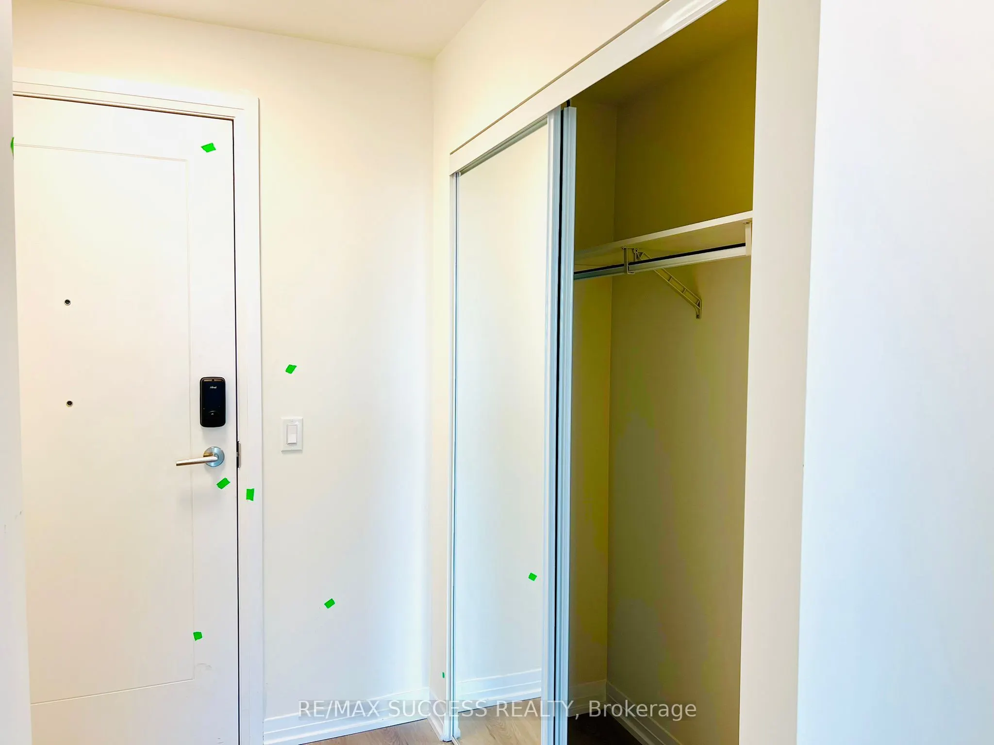 15 Watergarden Drive, #2909