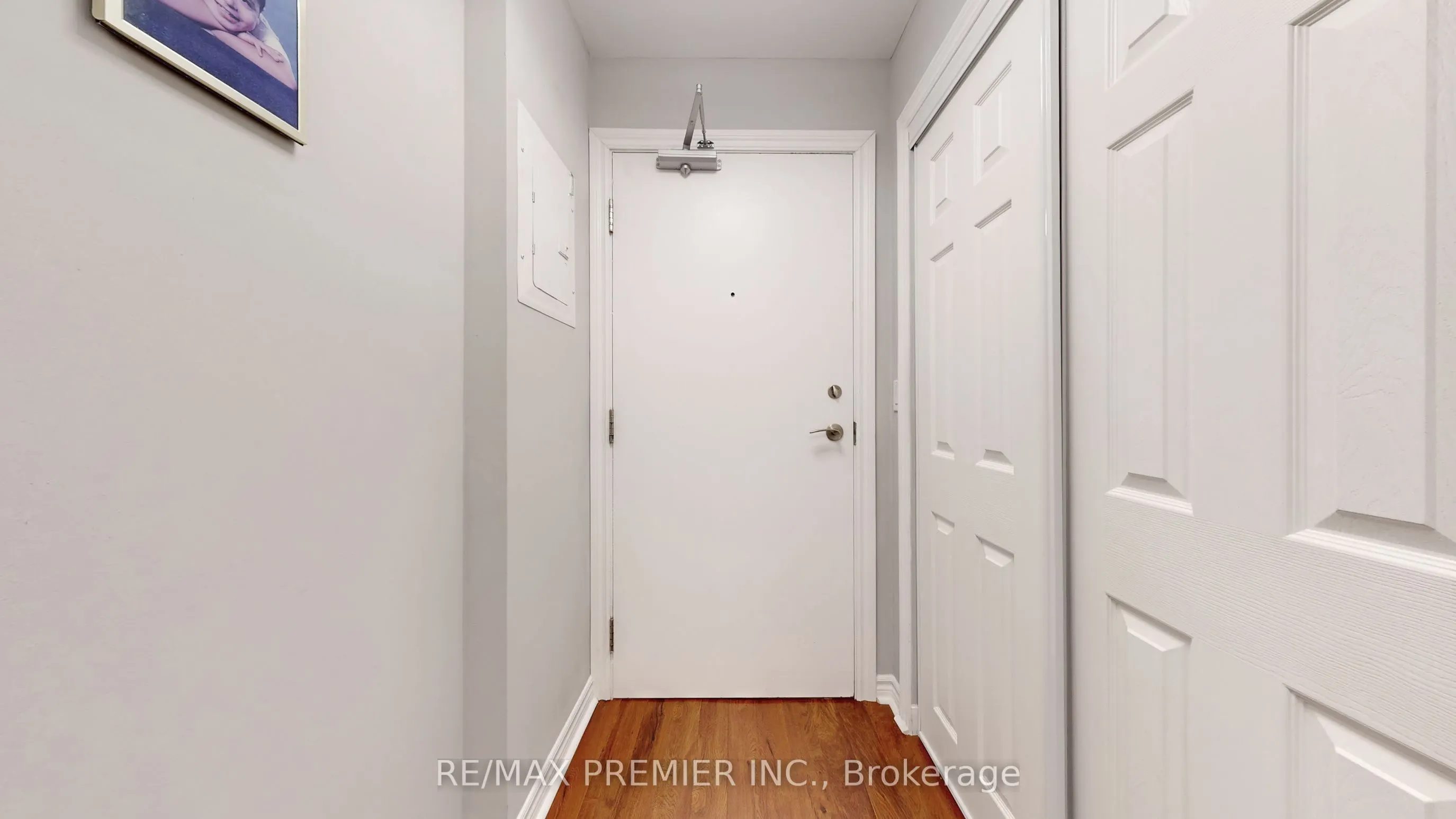 810 Scollard Court, #204