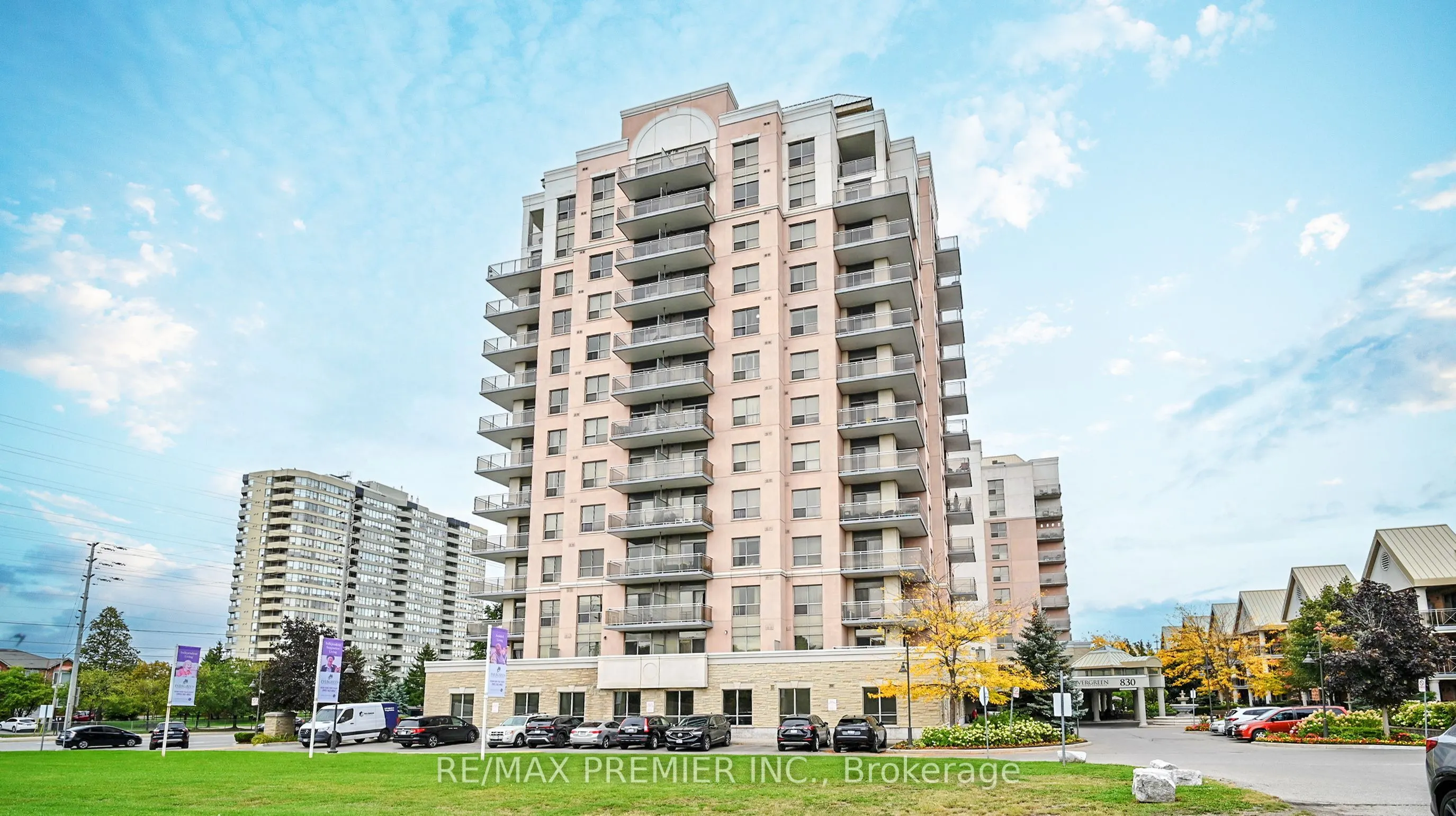 810 Scollard Court, #204
