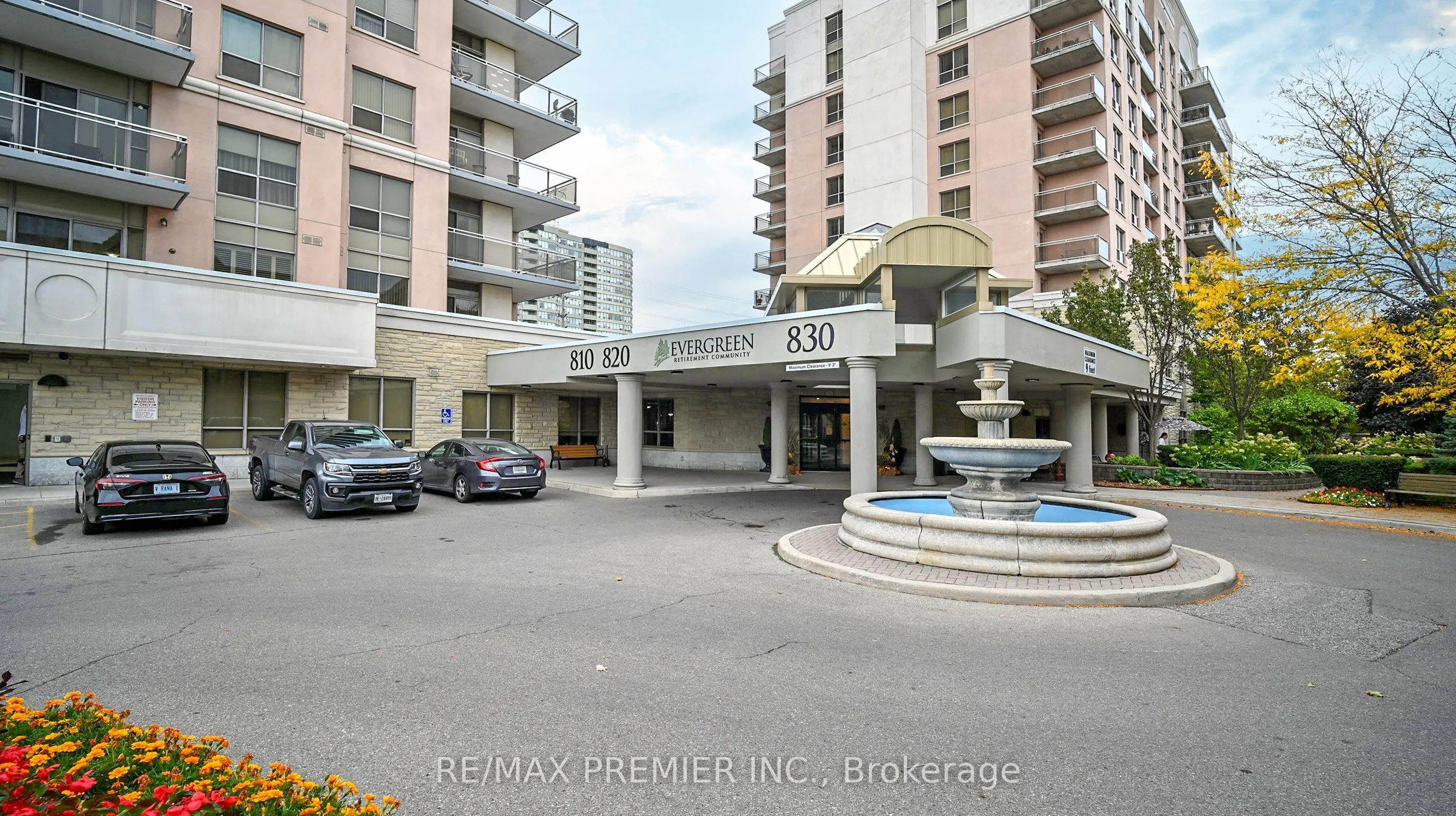 810 Scollard Court, #204