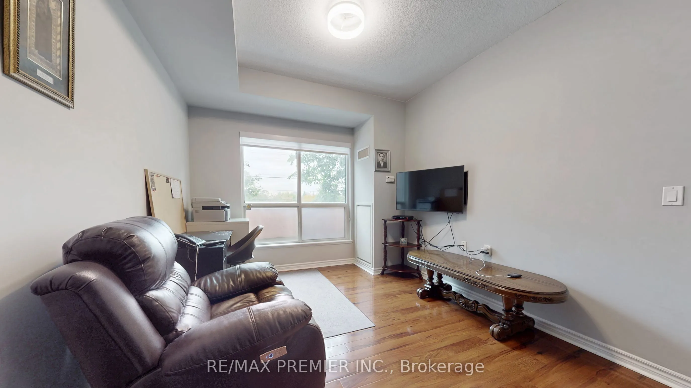 810 Scollard Court, #204