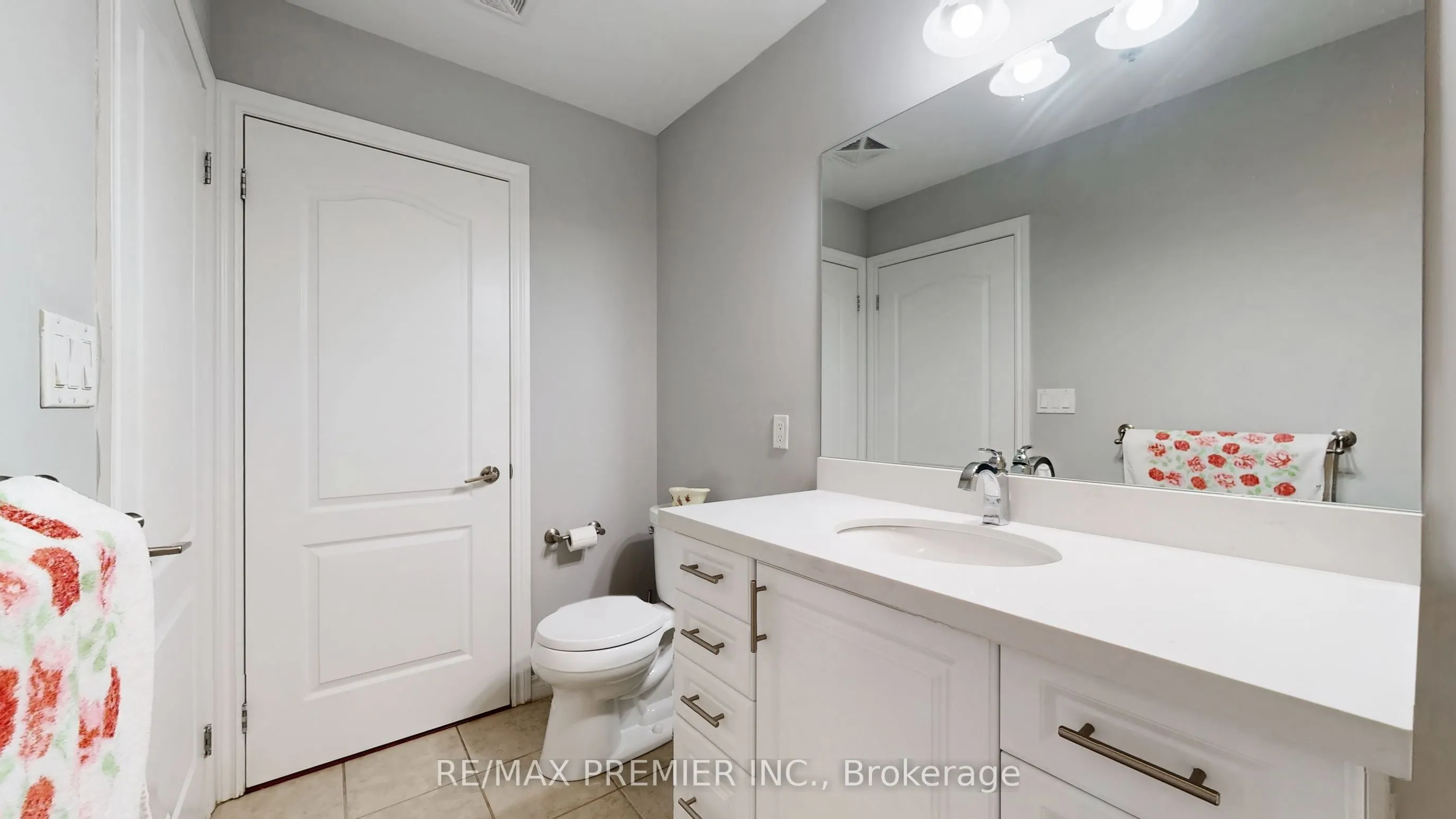 810 Scollard Court, #204