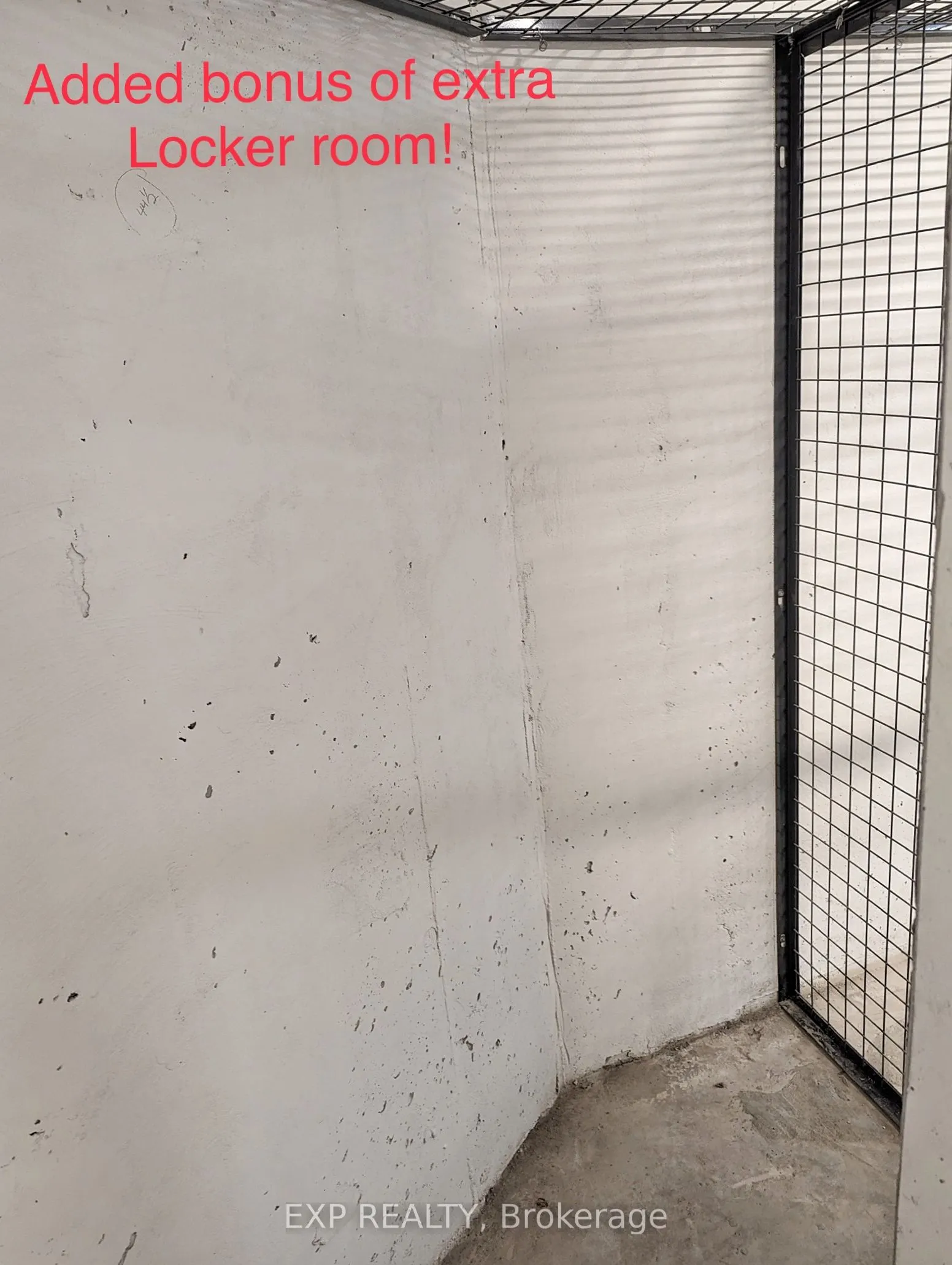 370 Martha Street, #806