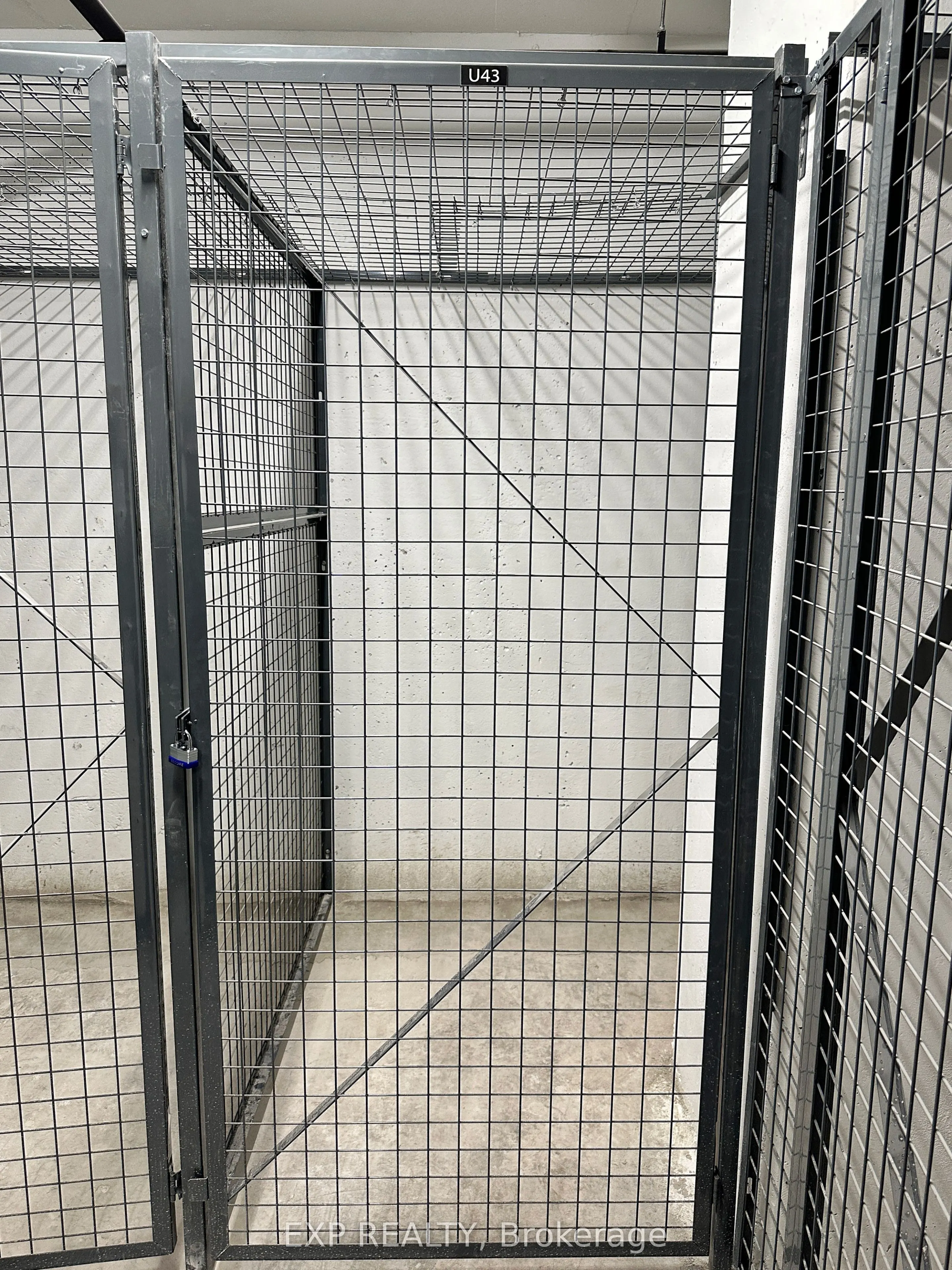 370 Martha Street, #806