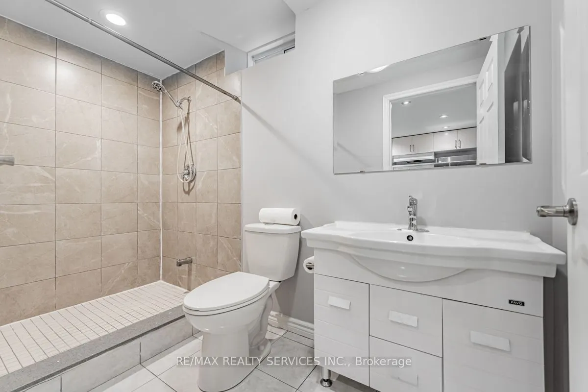 71 Humberstone Crescent