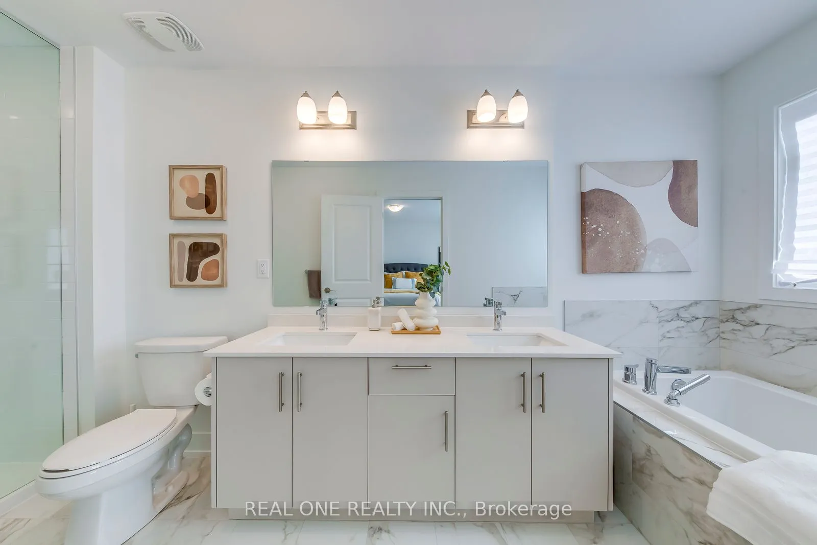 3054 Harvard Gardens