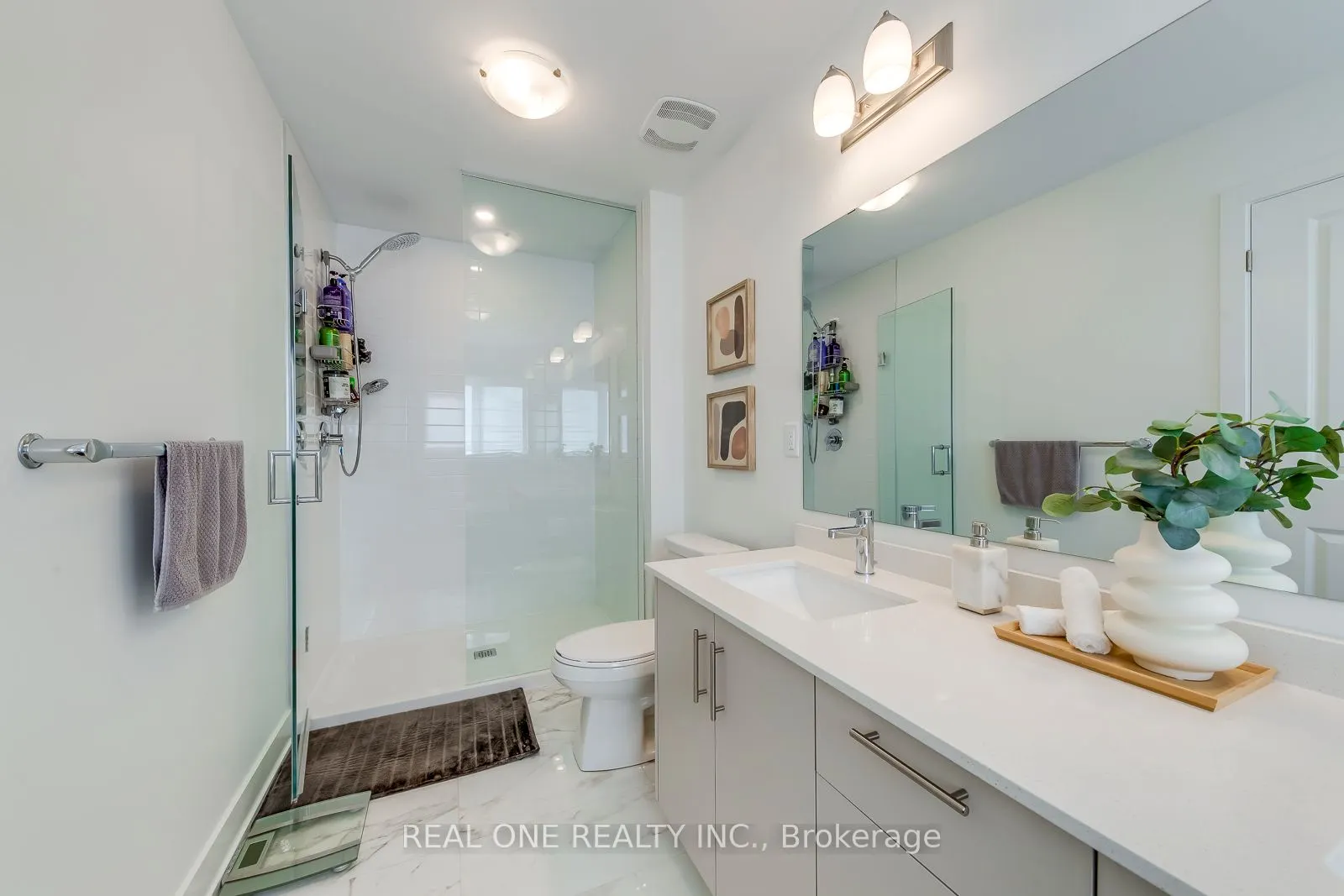 3054 Harvard Gardens