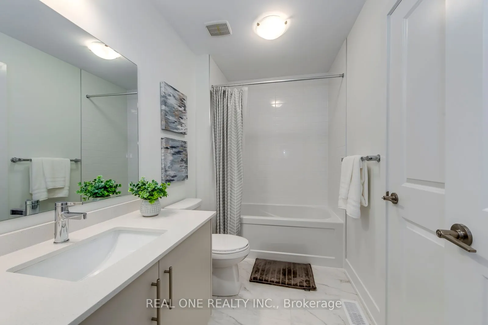 3054 Harvard Gardens