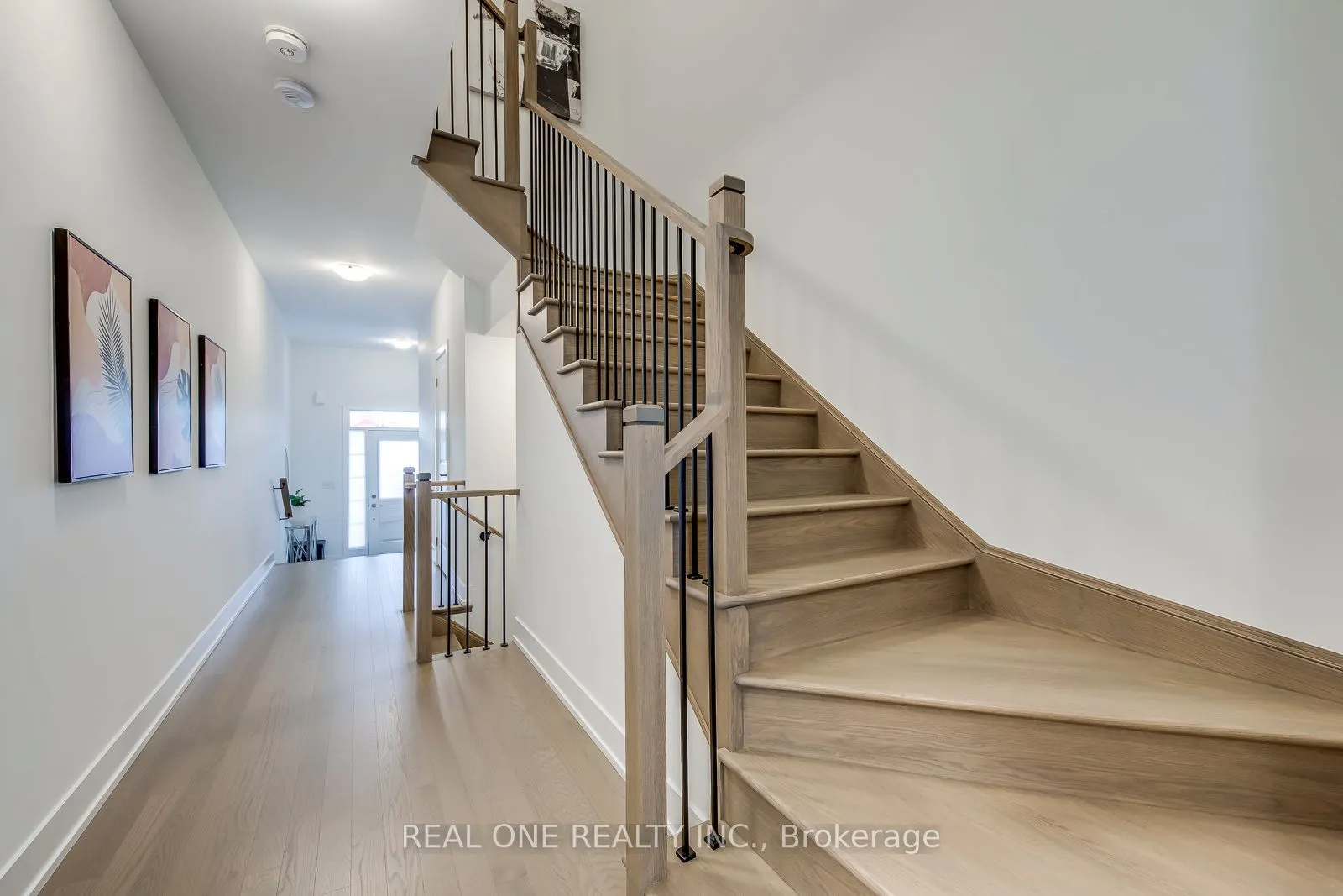 3054 Harvard Gardens