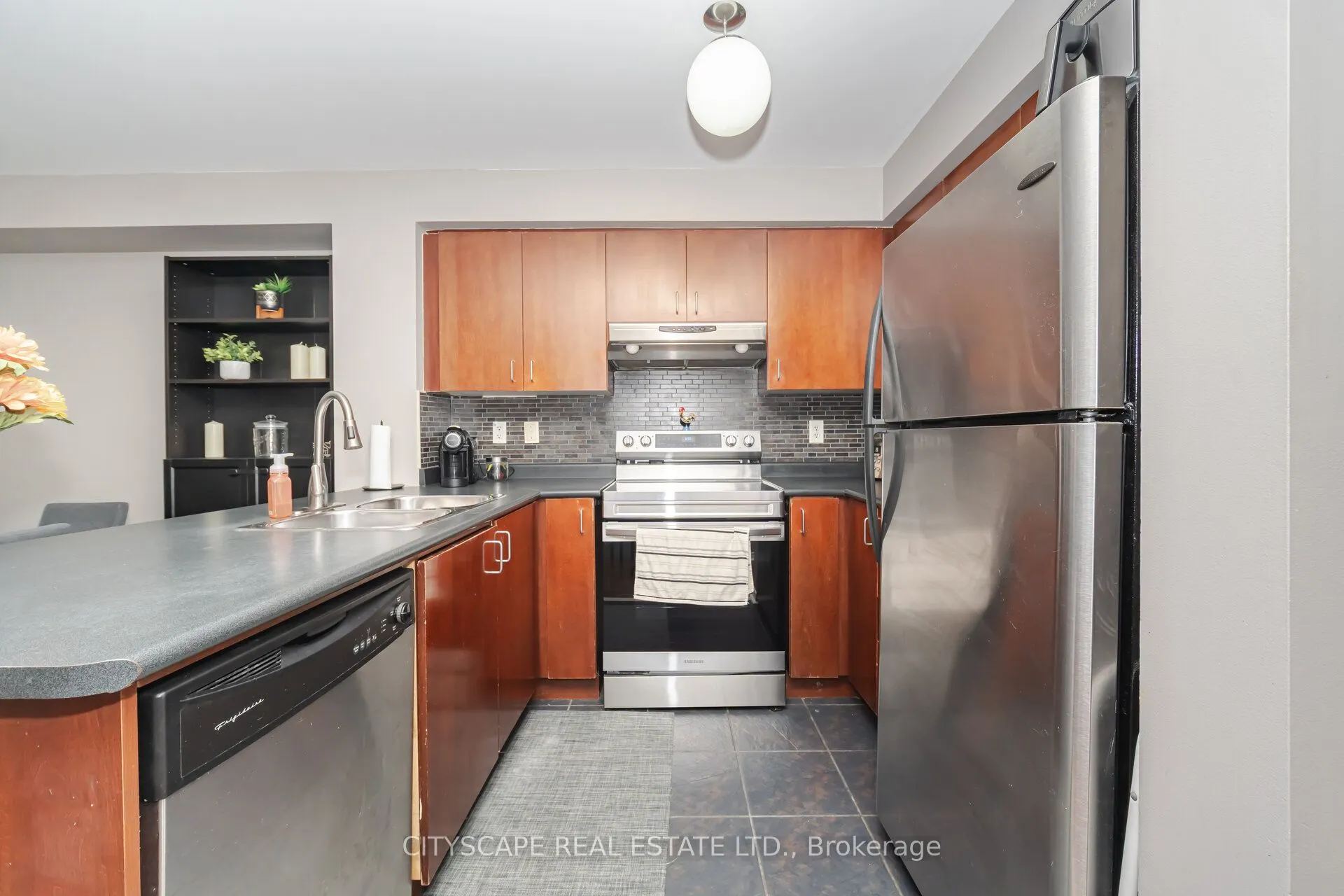 5050 Intrepid Drive, #14