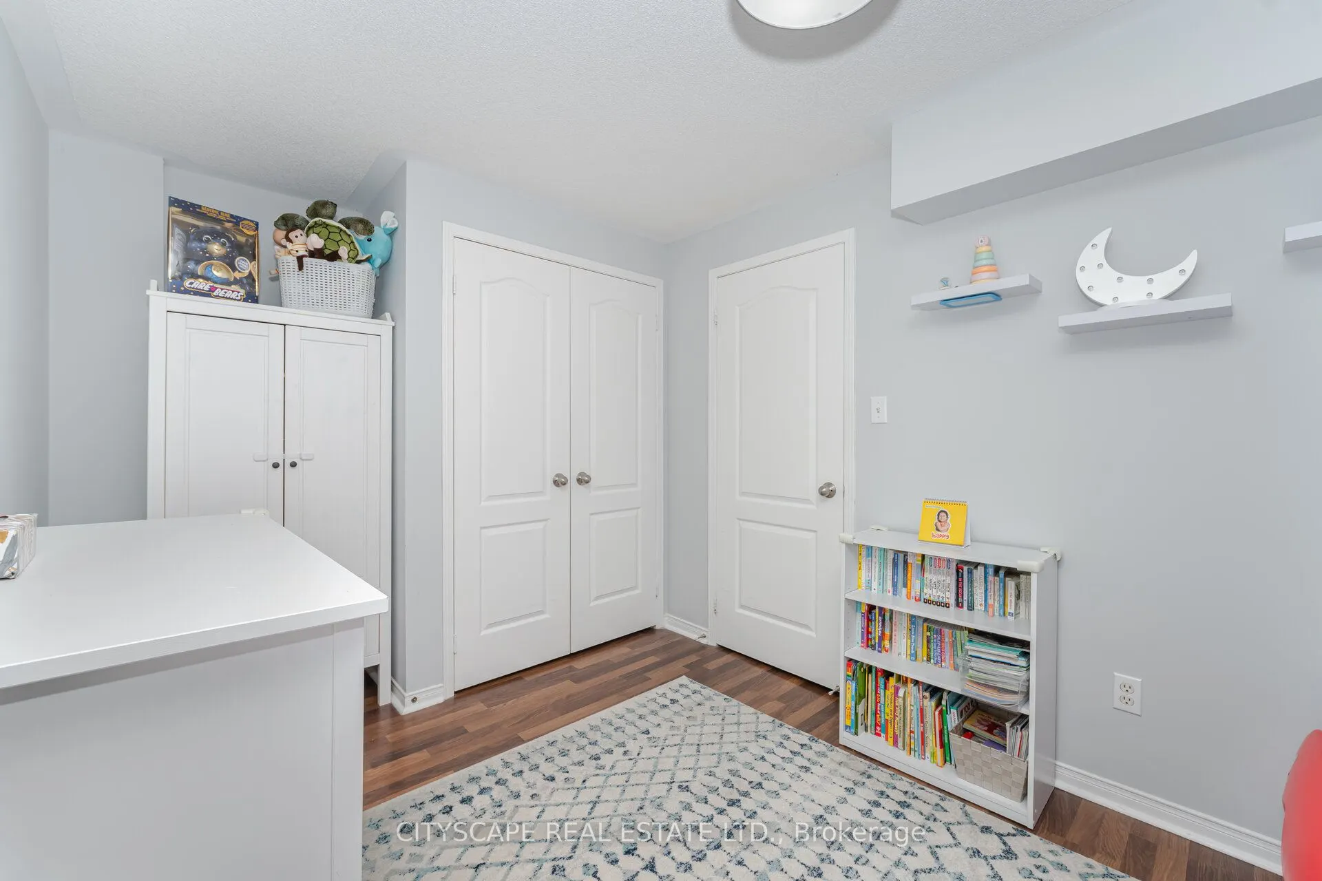 5050 Intrepid Drive, #14