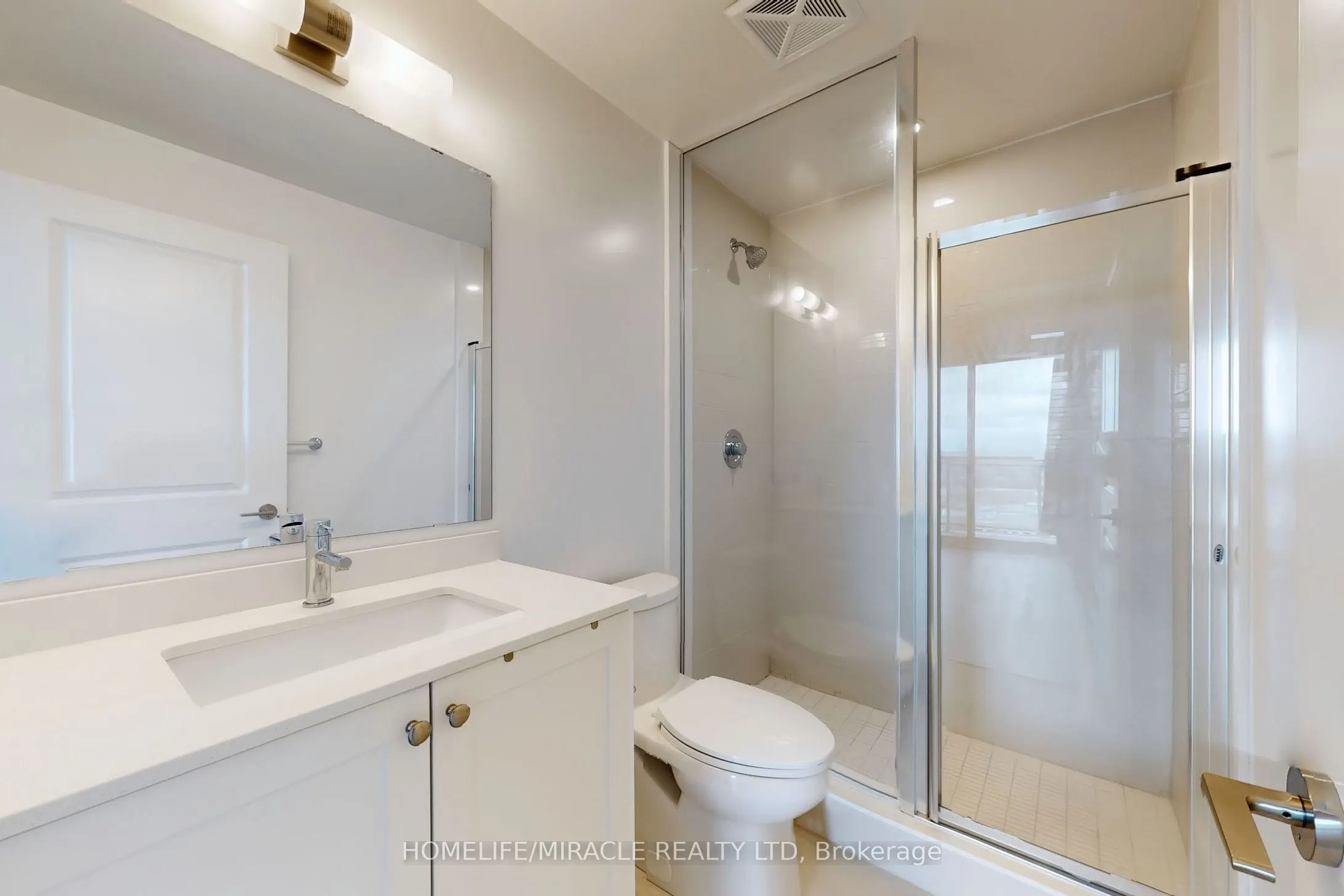 1050 Main Street E, #1106