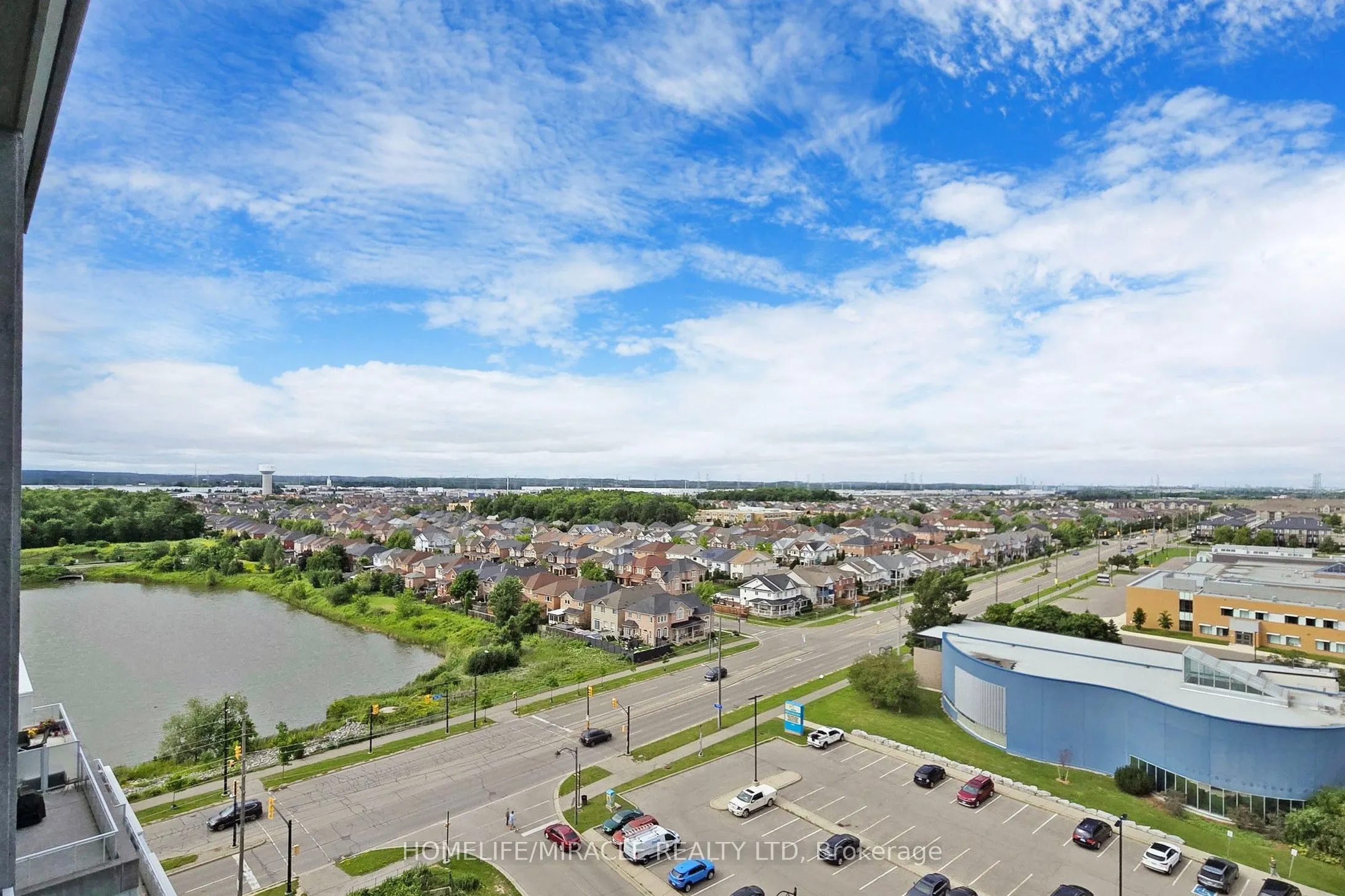 1050 Main Street E, #1106