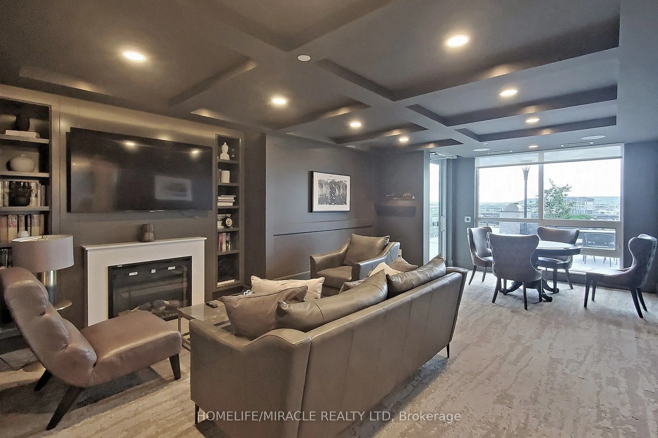 1050 Main Street E, #1106