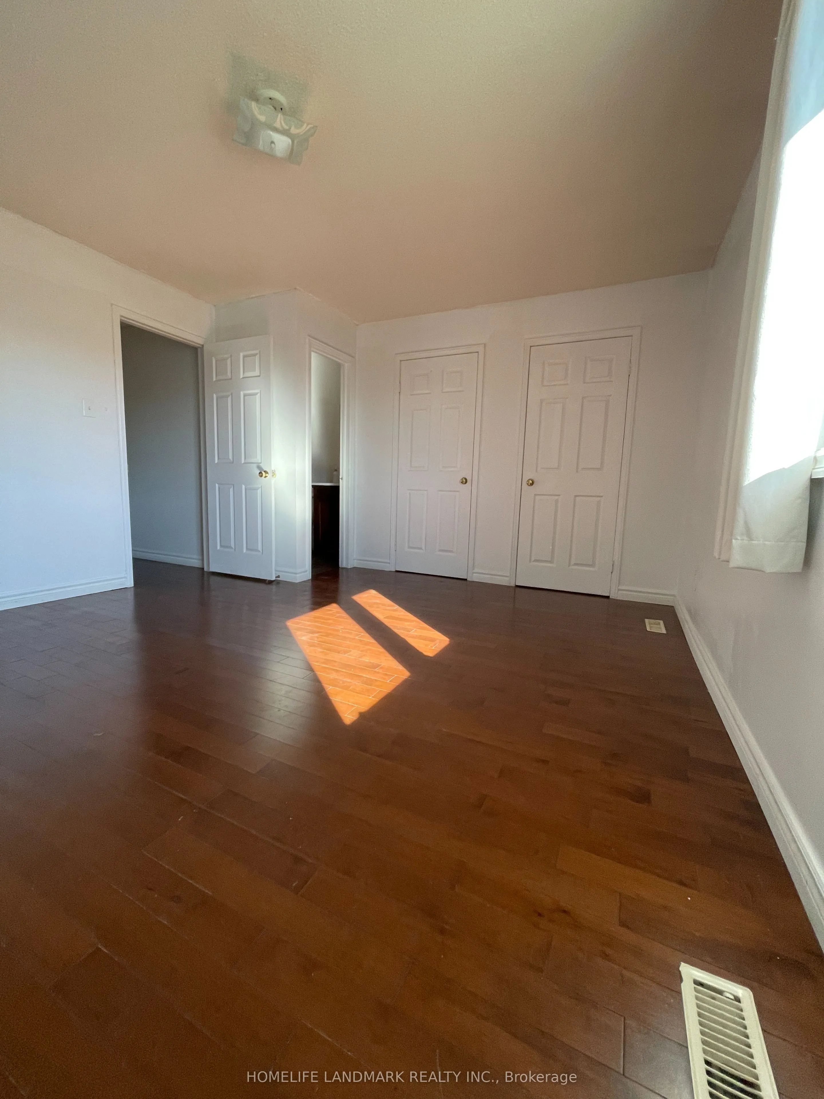 1016 Lucerne Crescent