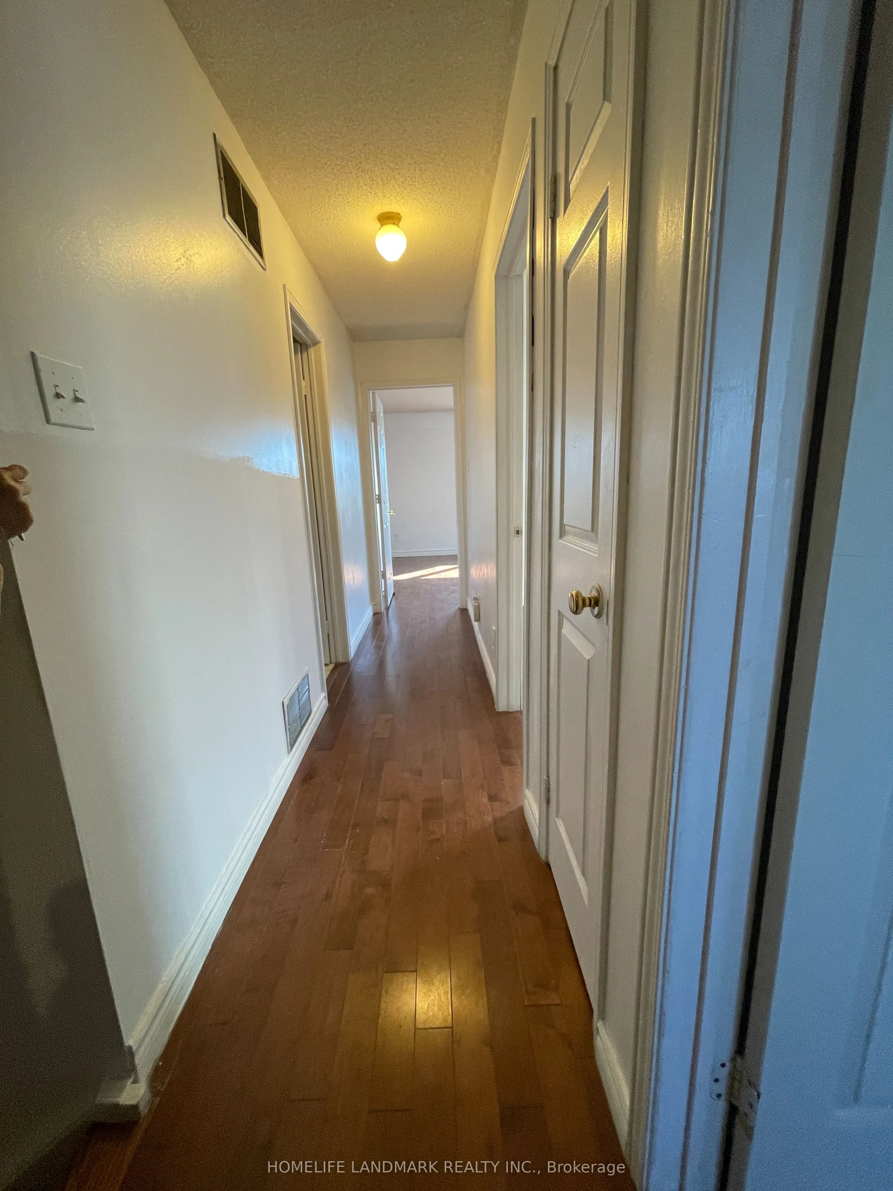 1016 Lucerne Crescent