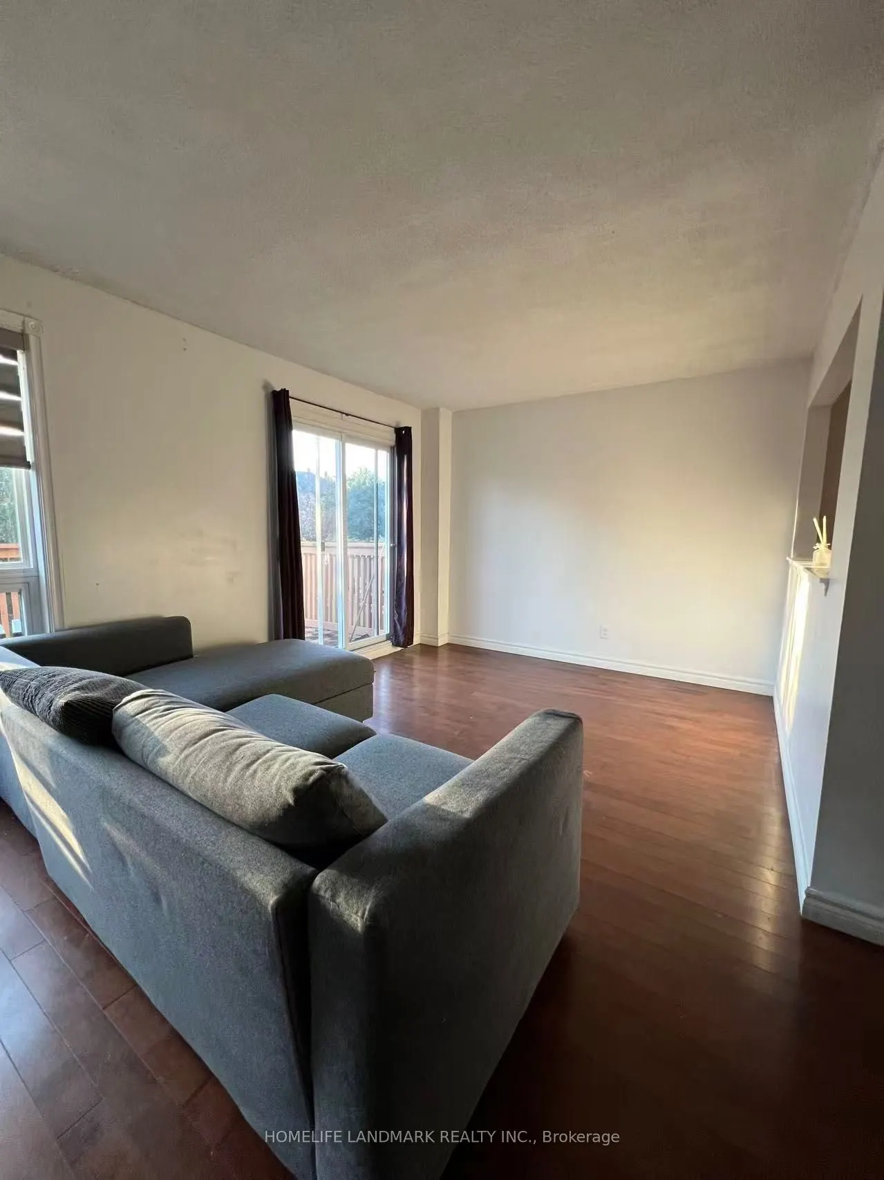 1016 Lucerne Crescent