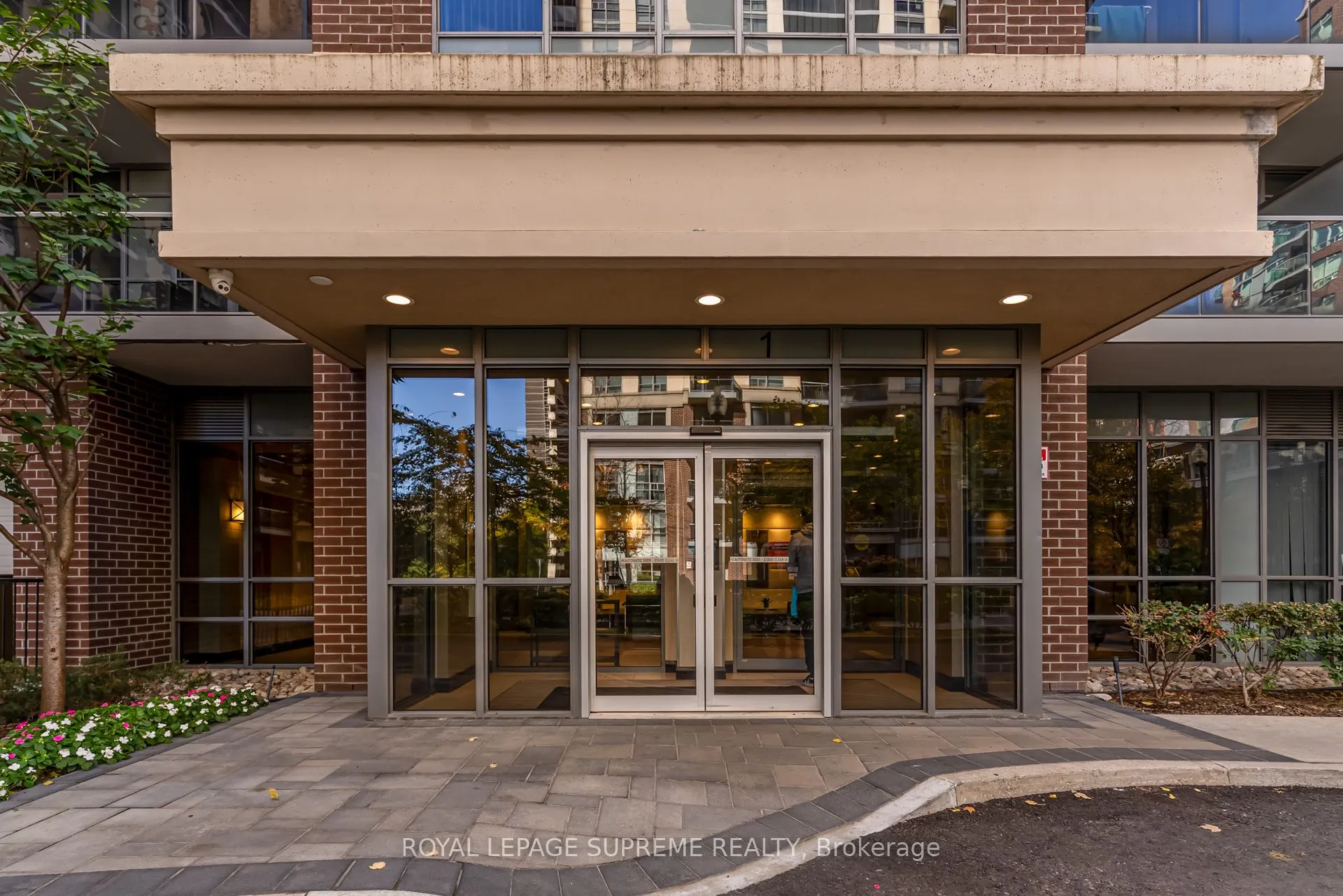 1 Michael Power Place, #1906