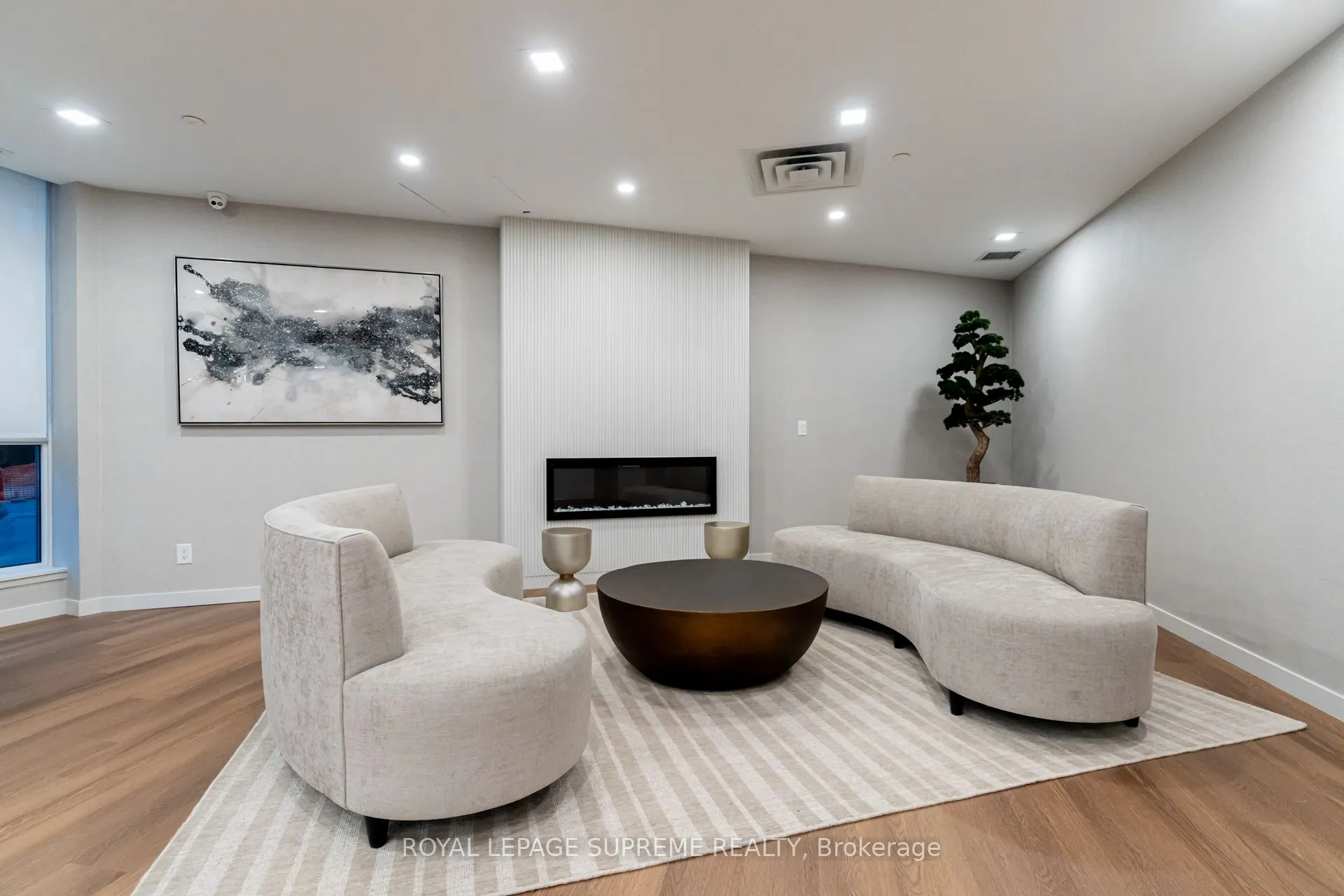 1 Michael Power Place, #1906