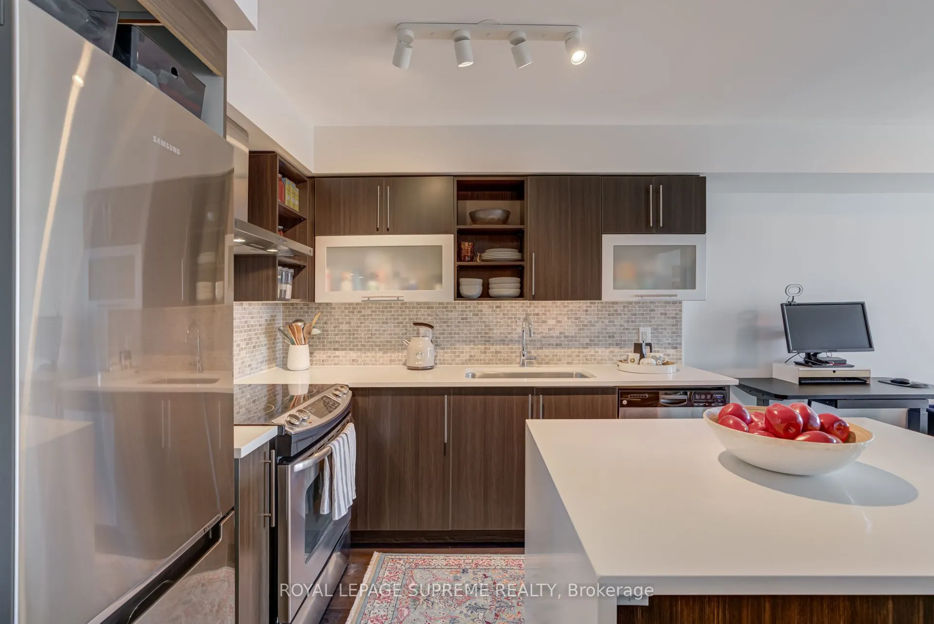 1 Michael Power Place, #1906