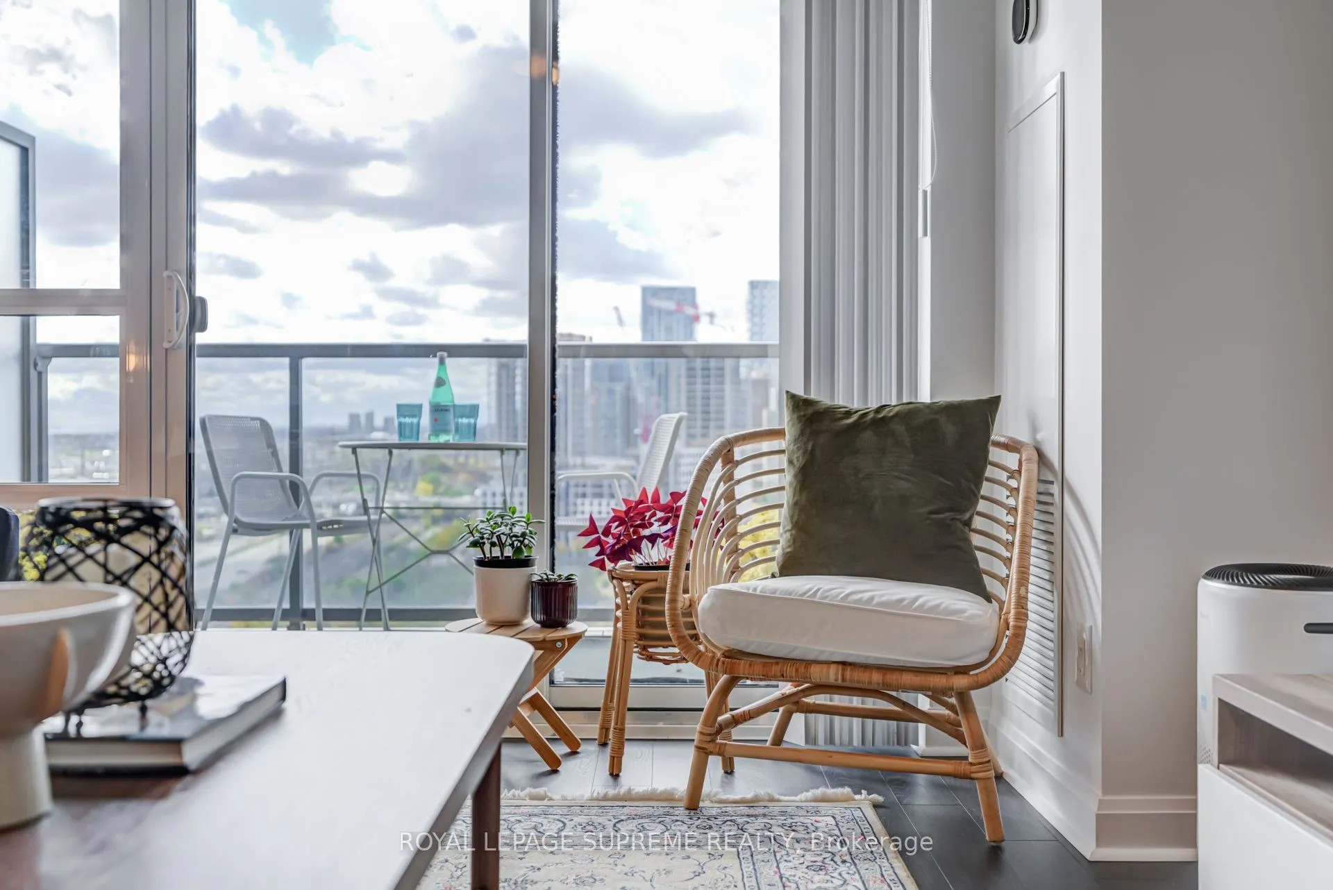 1 Michael Power Place, #1906