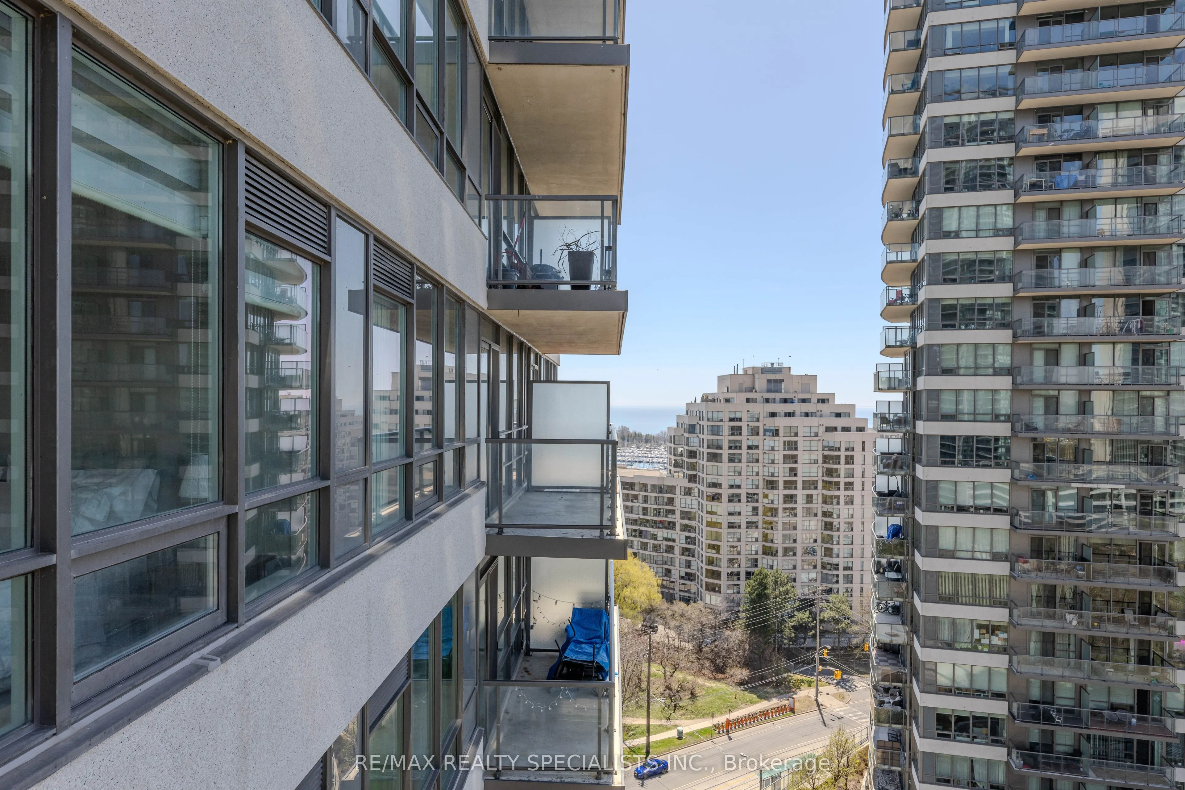 2230 Lakeshore Boulevard W, #1504