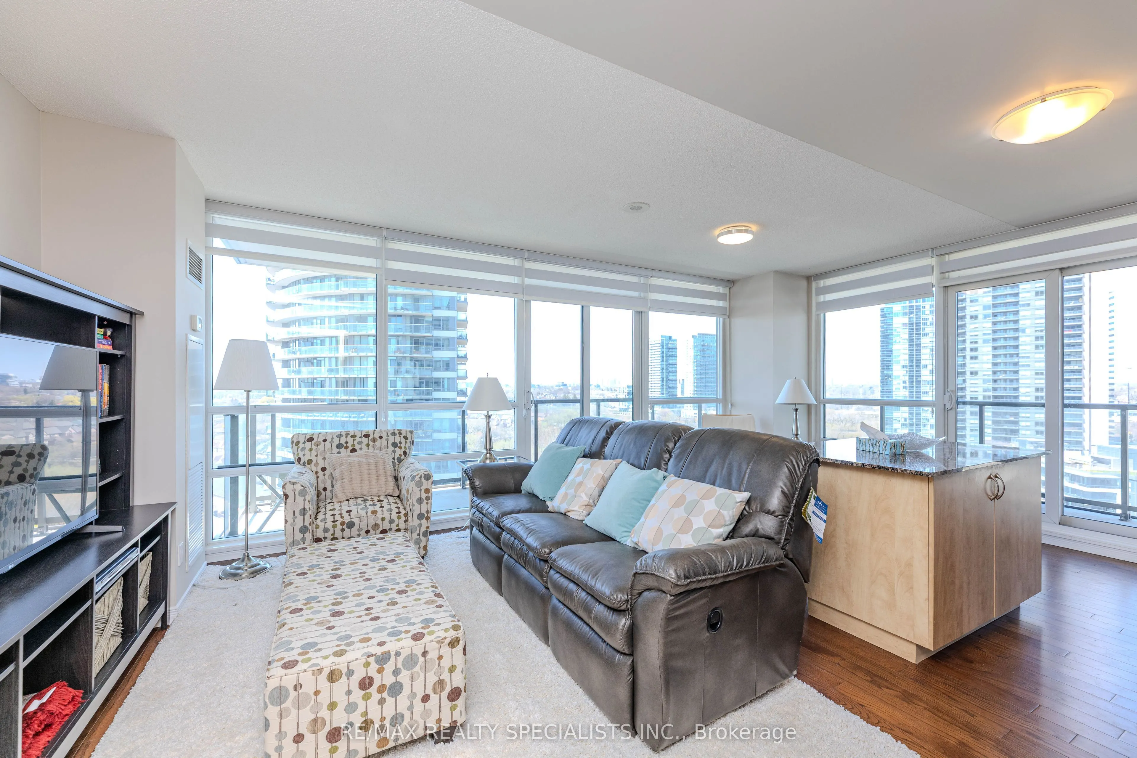 2230 Lakeshore Boulevard W, #1504