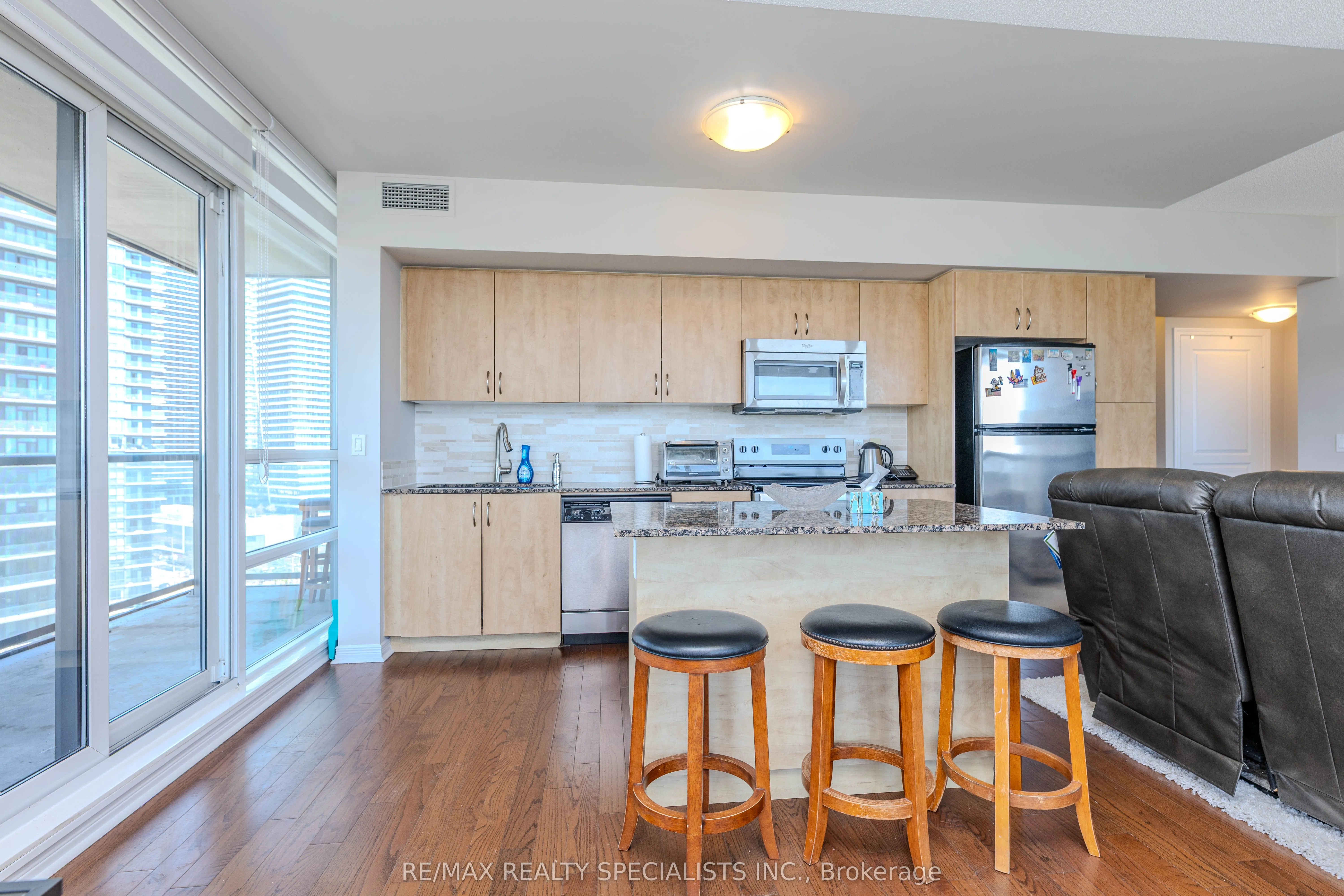 2230 Lakeshore Boulevard W, #1504