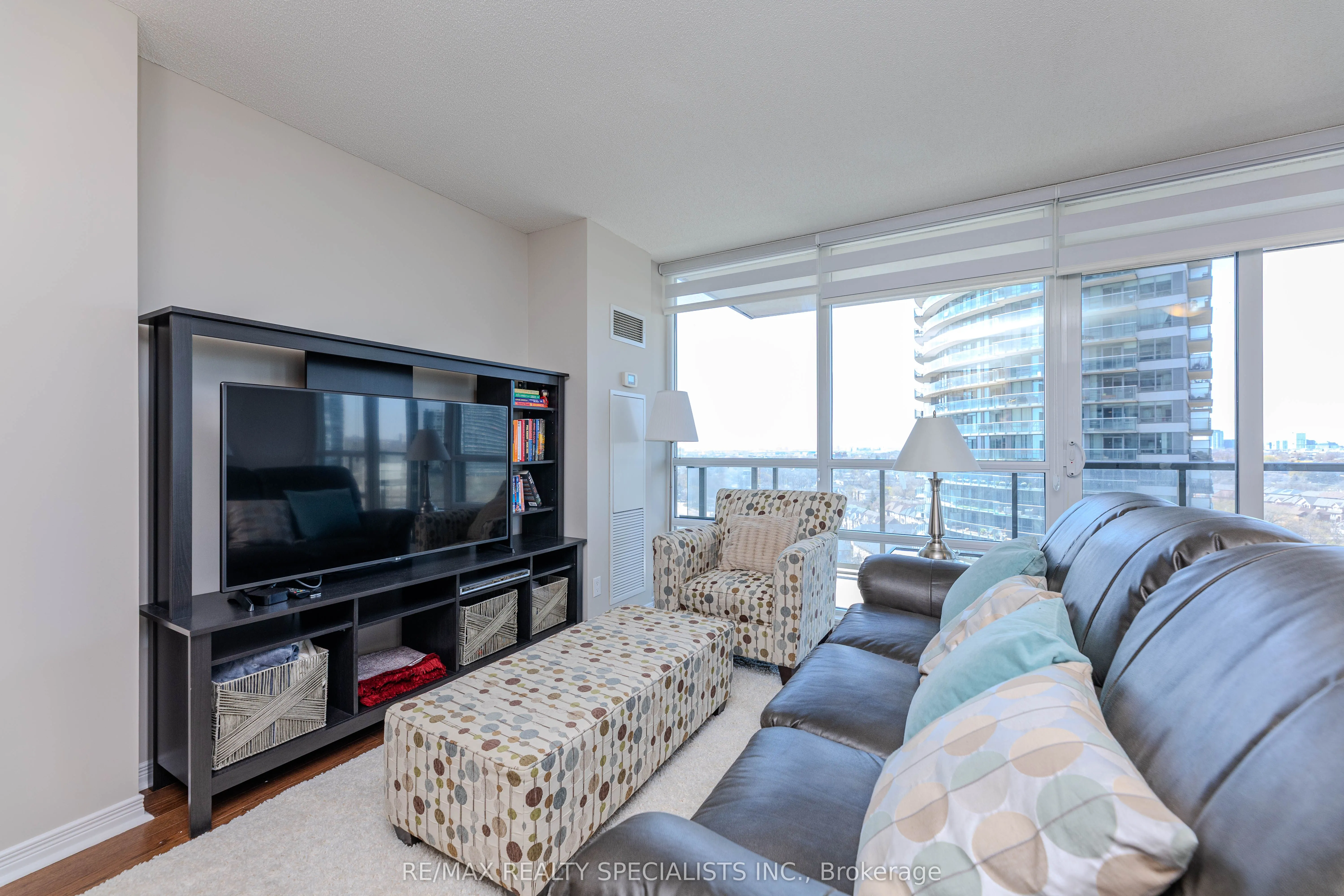2230 Lakeshore Boulevard W, #1504
