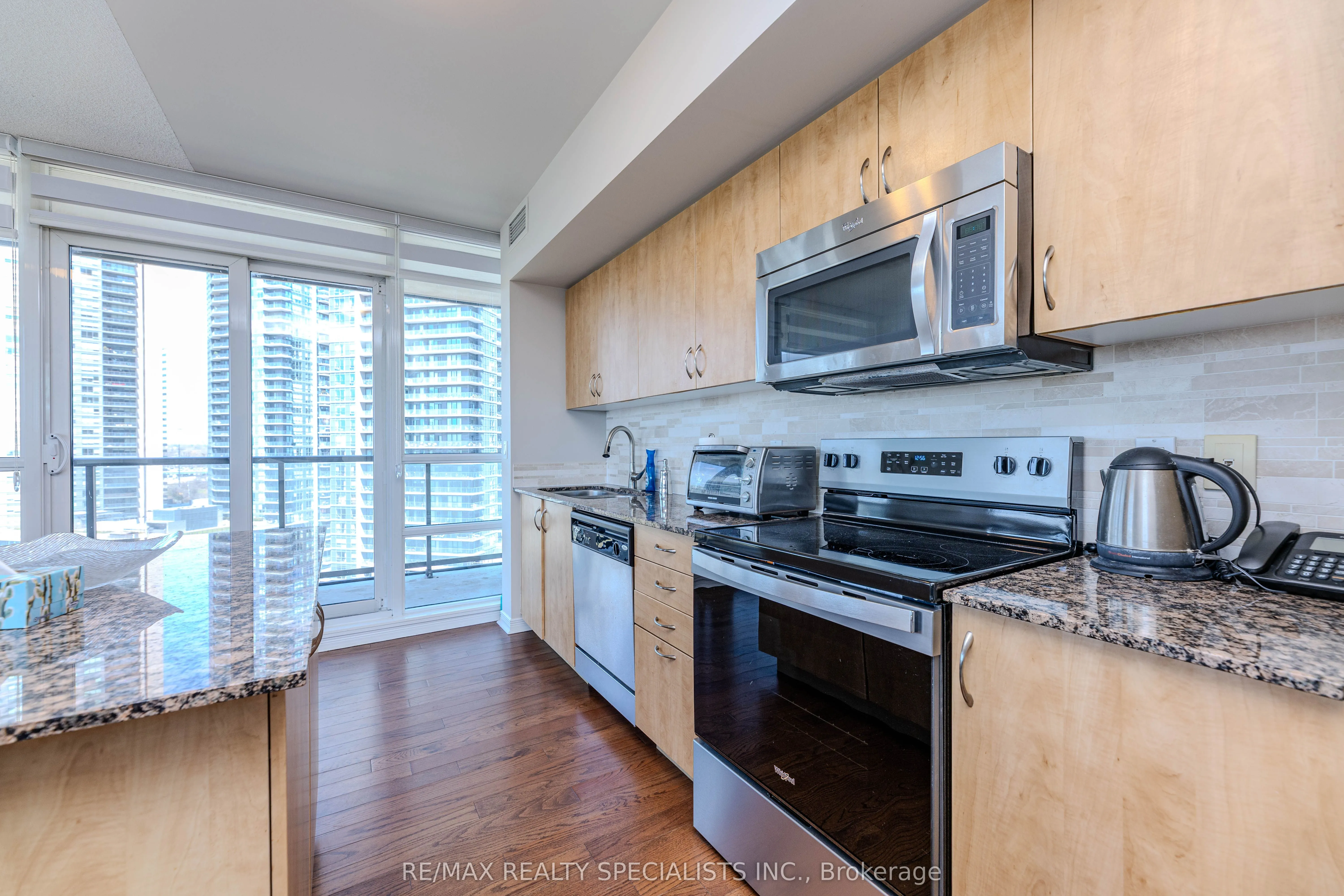 2230 Lakeshore Boulevard W, #1504