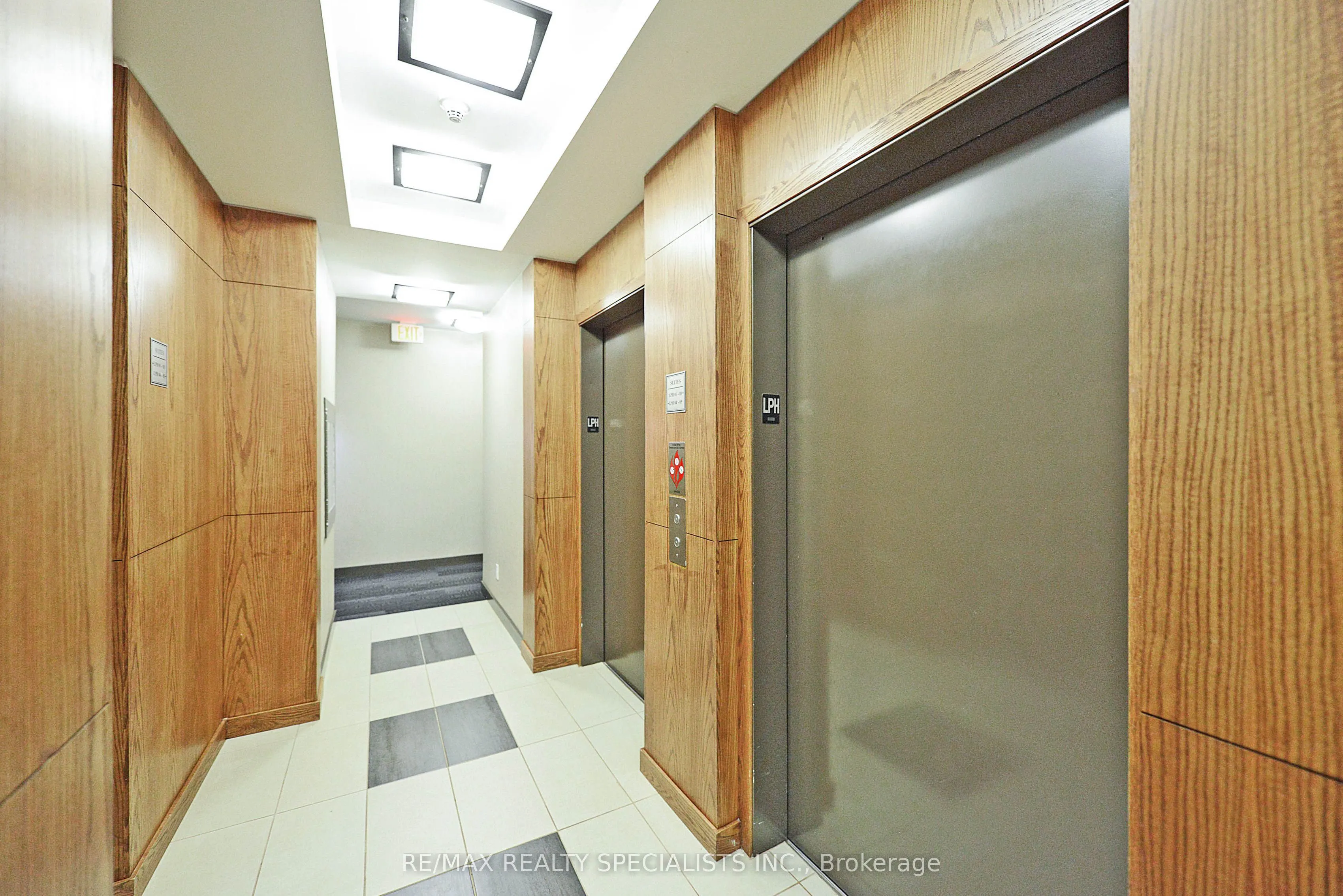 2230 Lakeshore Boulevard W, #1504