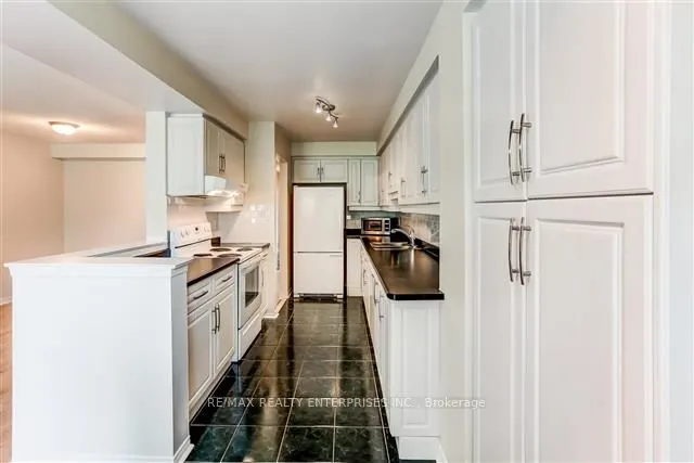 1084 Queen Street W, #24B