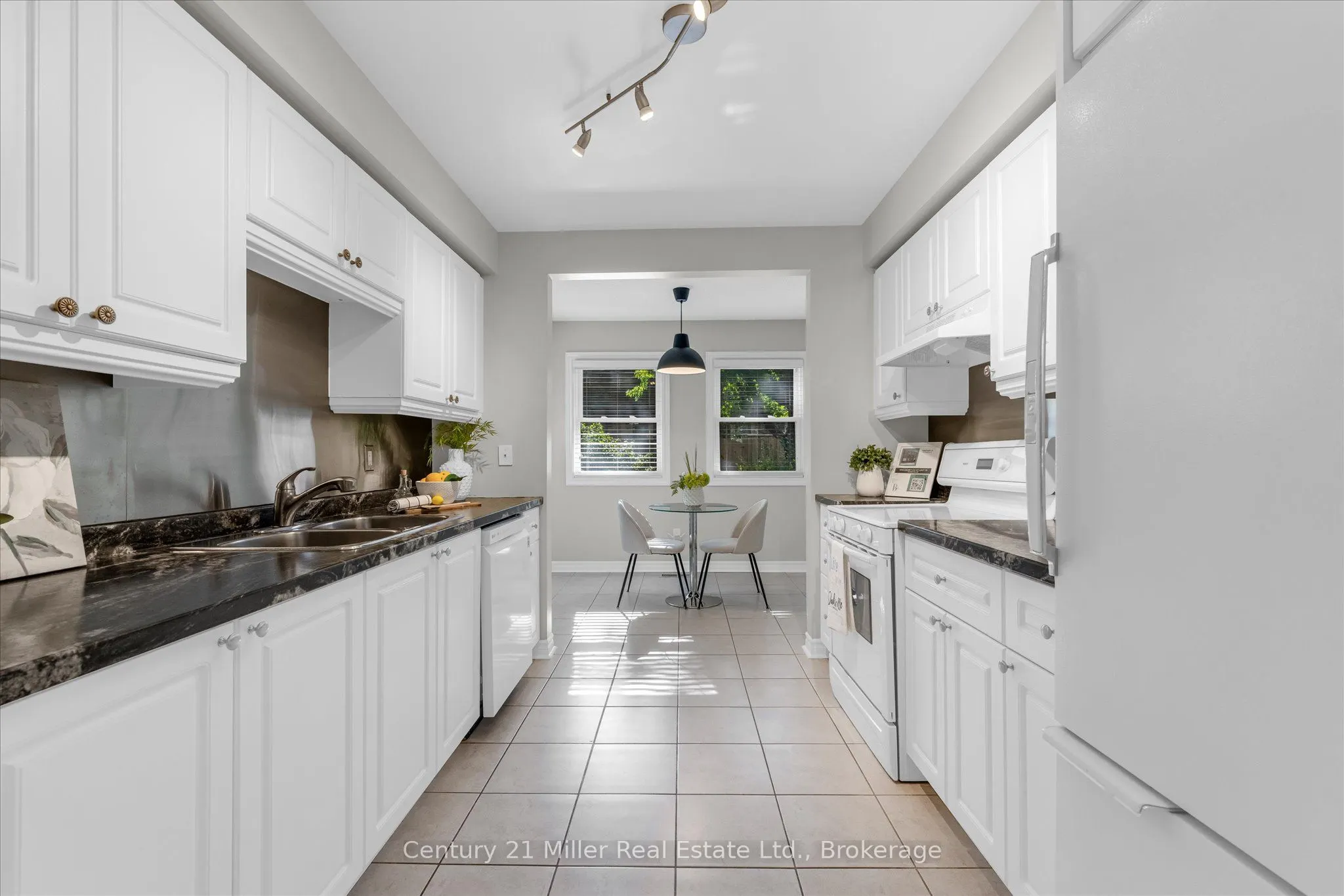 1310 Hampton Street, #19