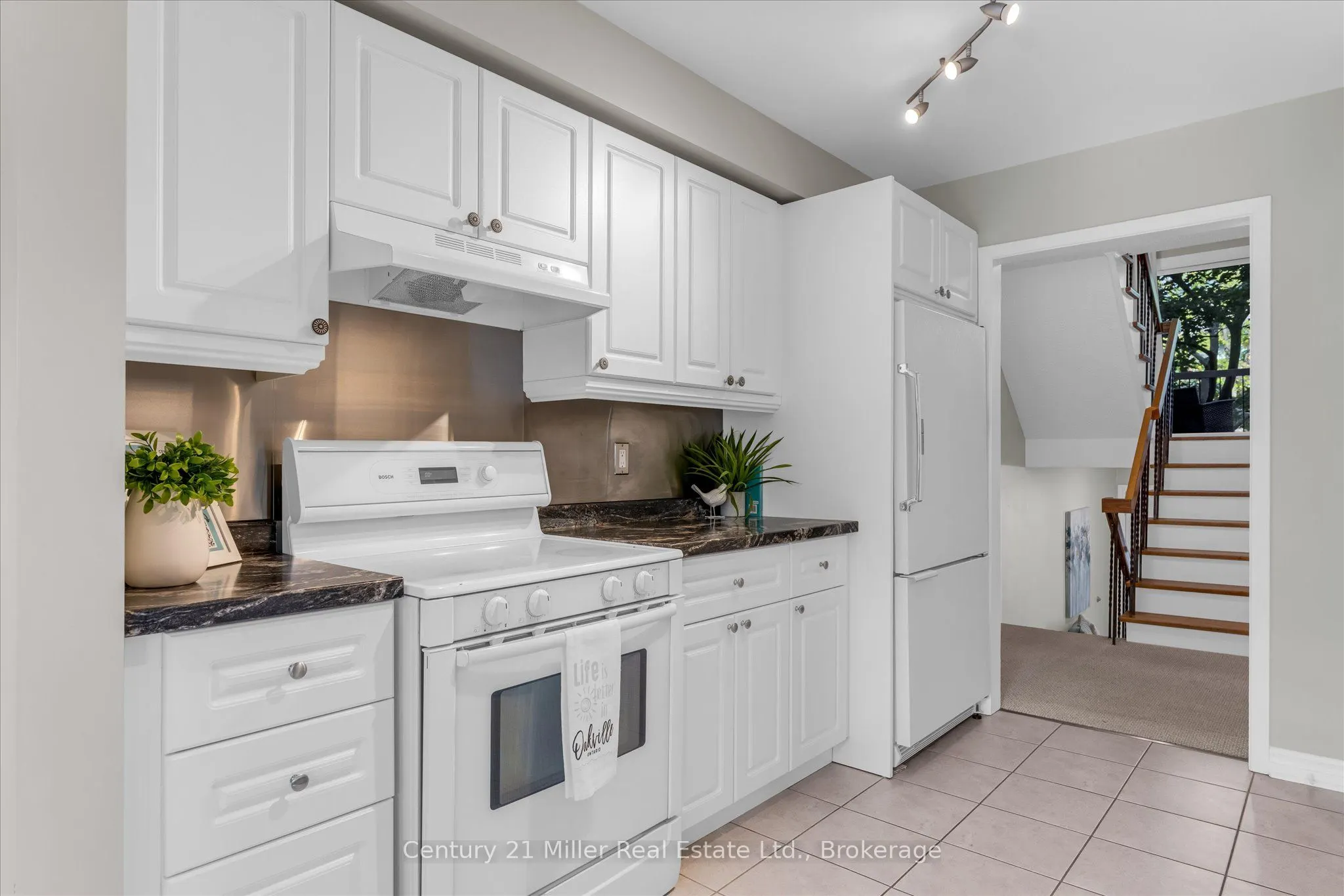 1310 Hampton Street, #19