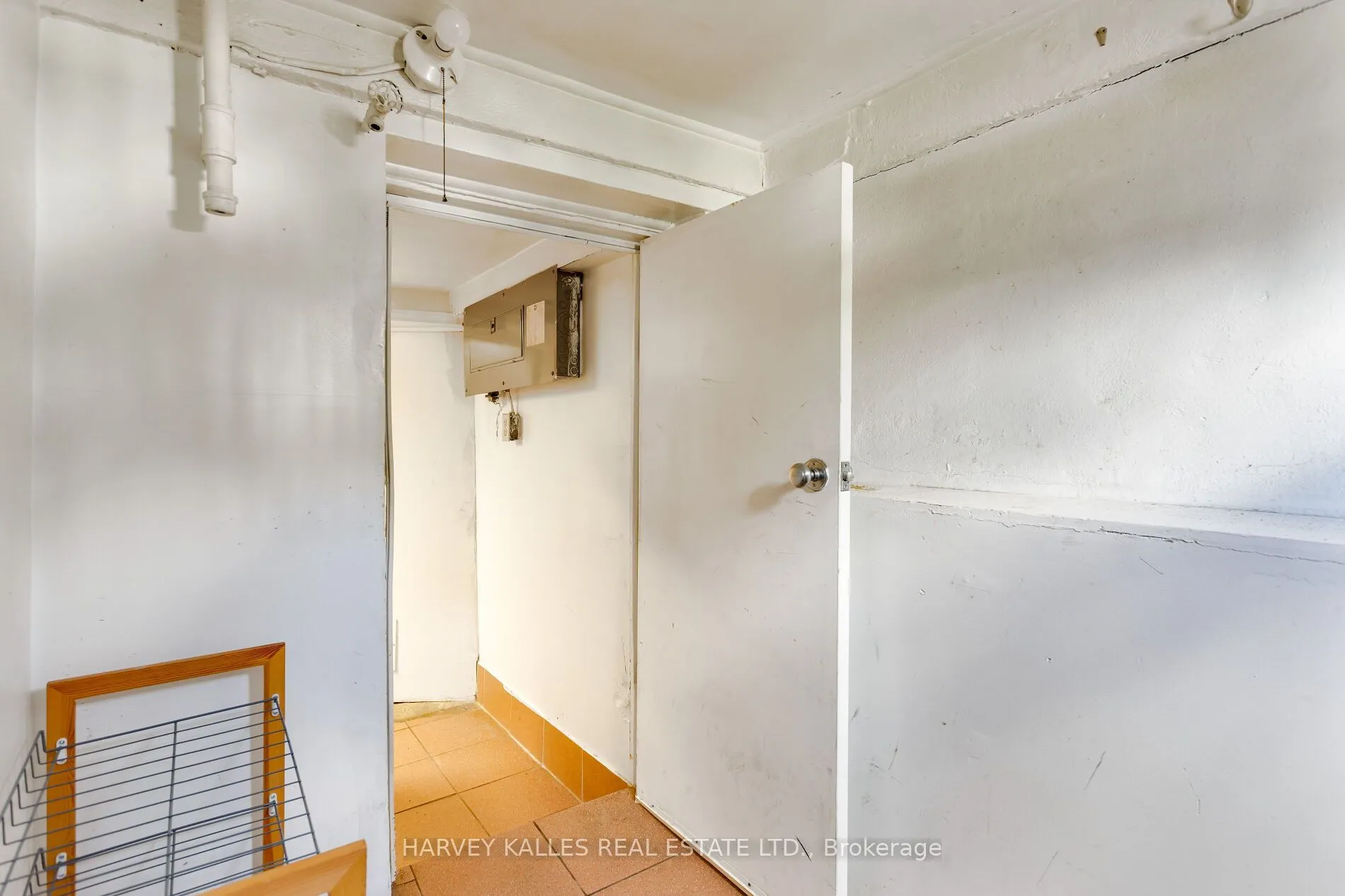 380A Westmoreland Avenue