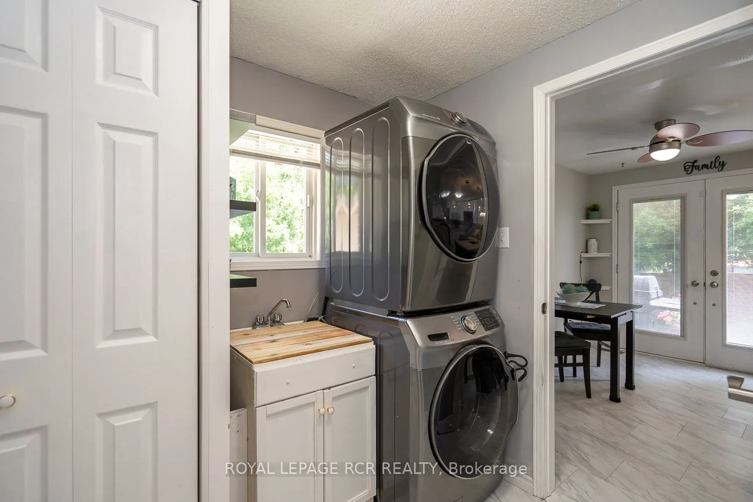 252 Elmwood Crescent