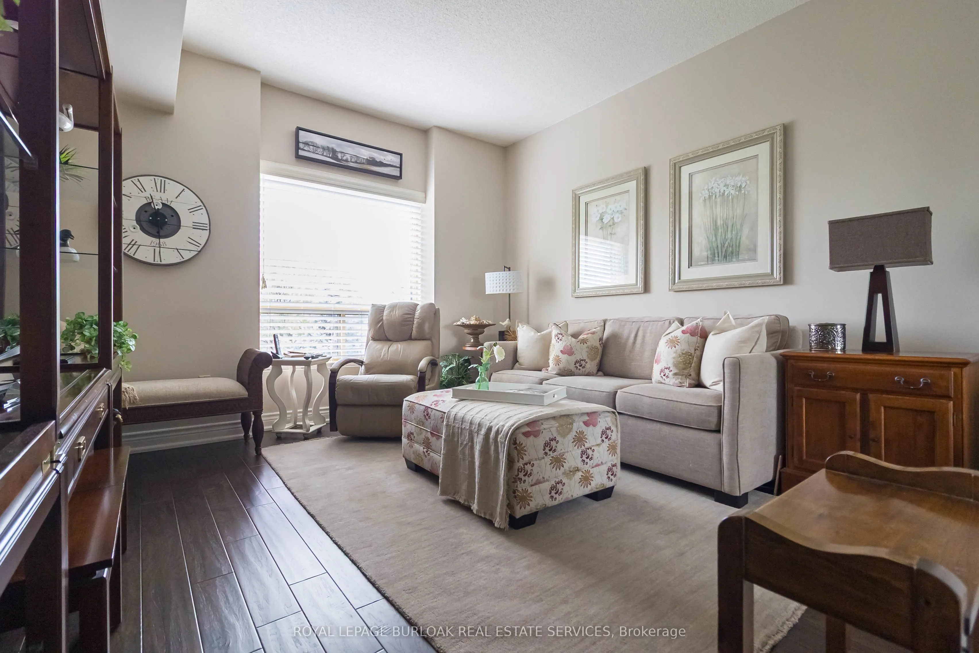 3497 Upper Middle Road, #305