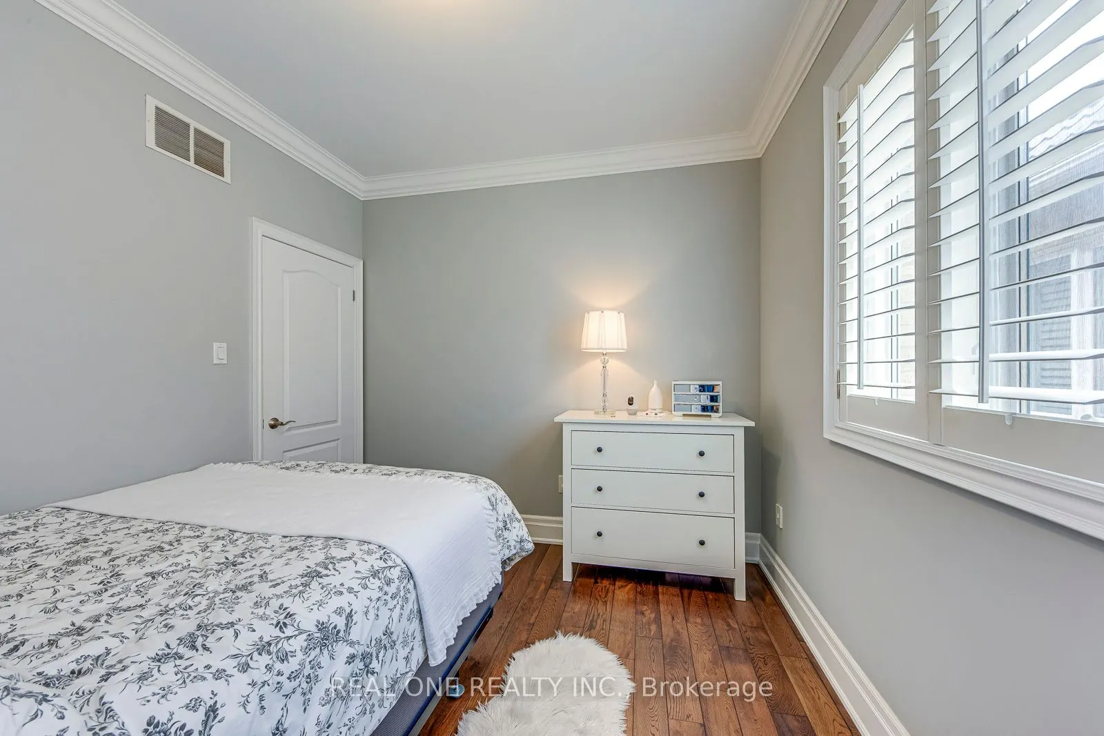 1205 Kestell Boulevard