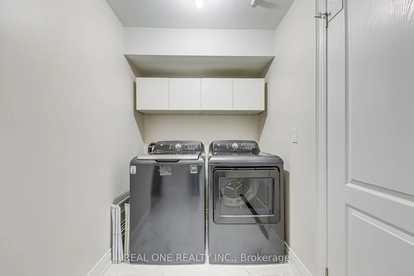 1205 Kestell Boulevard