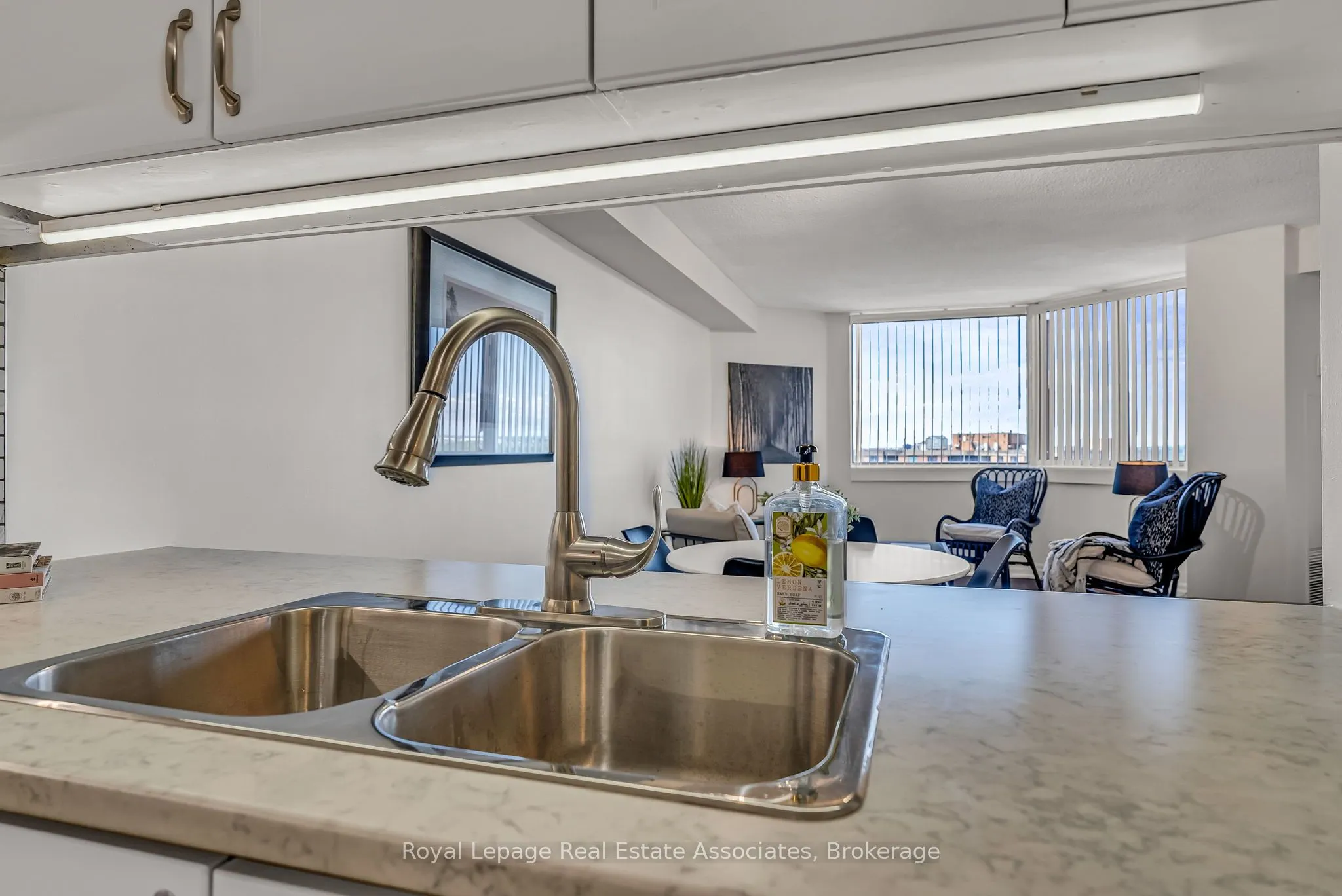 234 Albion Road, #1907