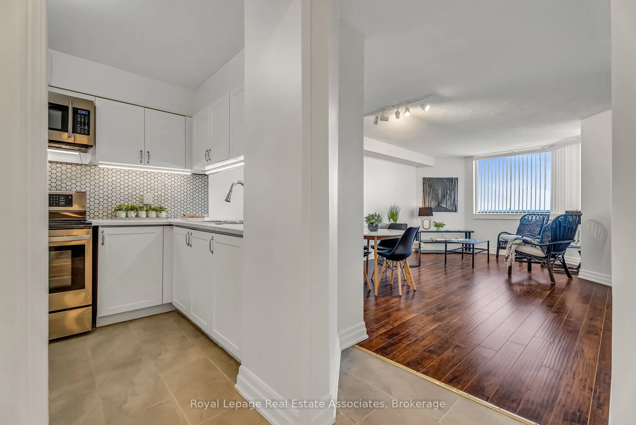 234 Albion Road, #1907