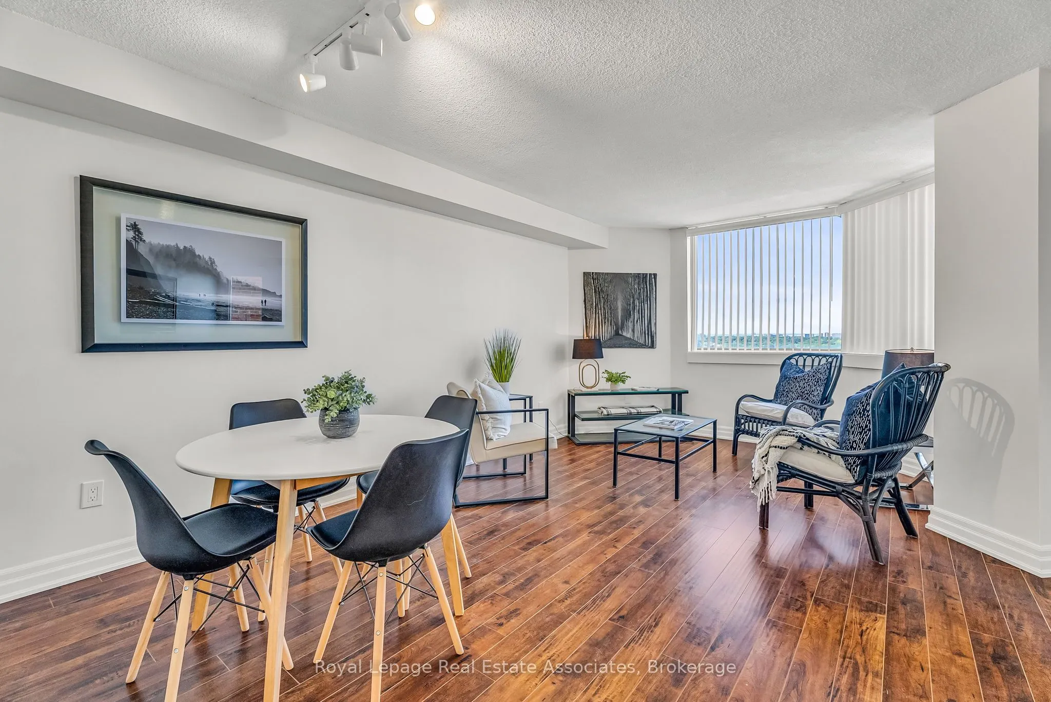 234 Albion Road, #1907