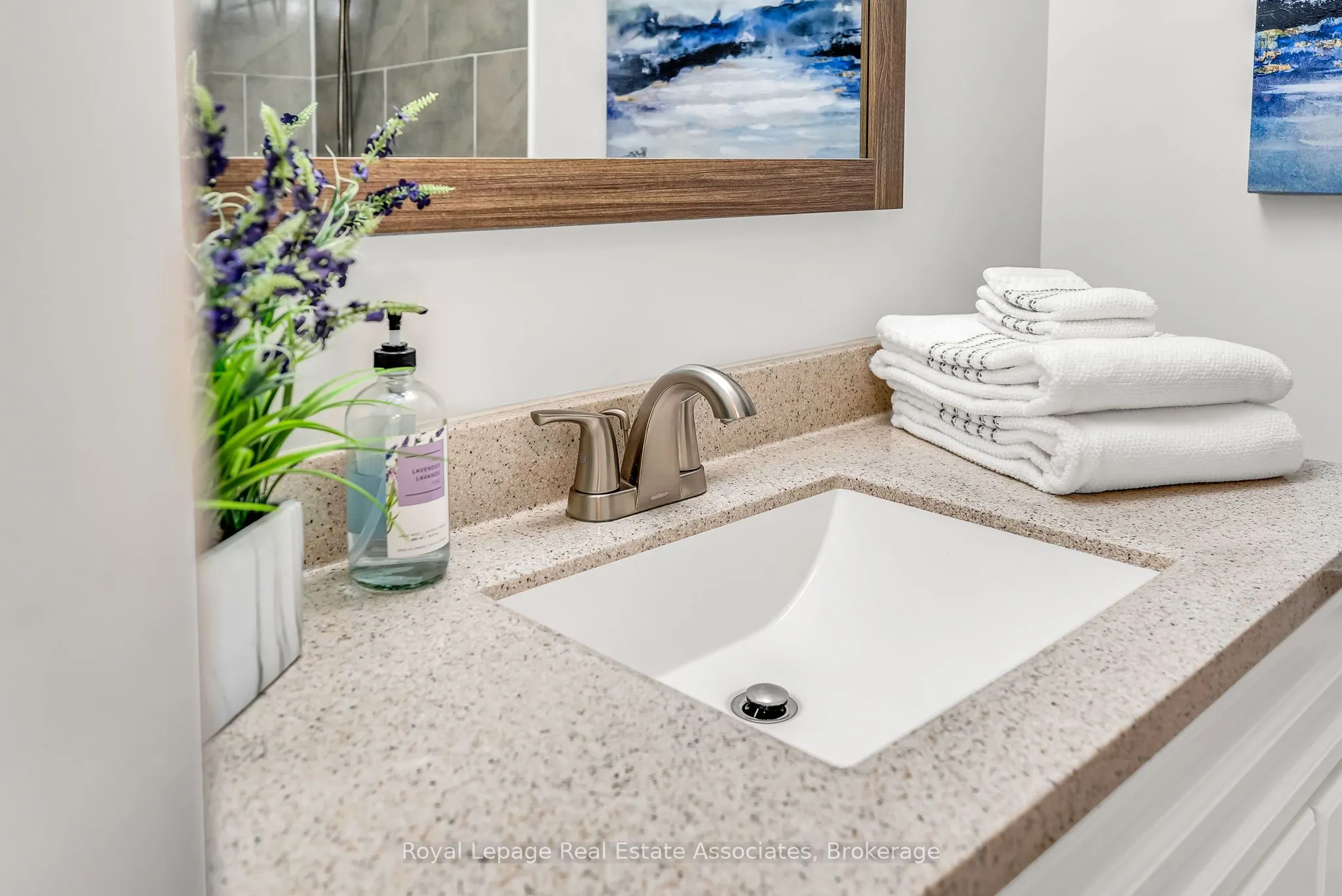 234 Albion Road, #1907