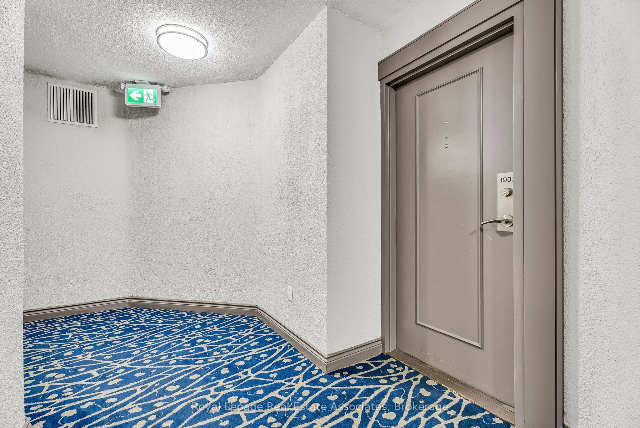 234 Albion Road, #1907