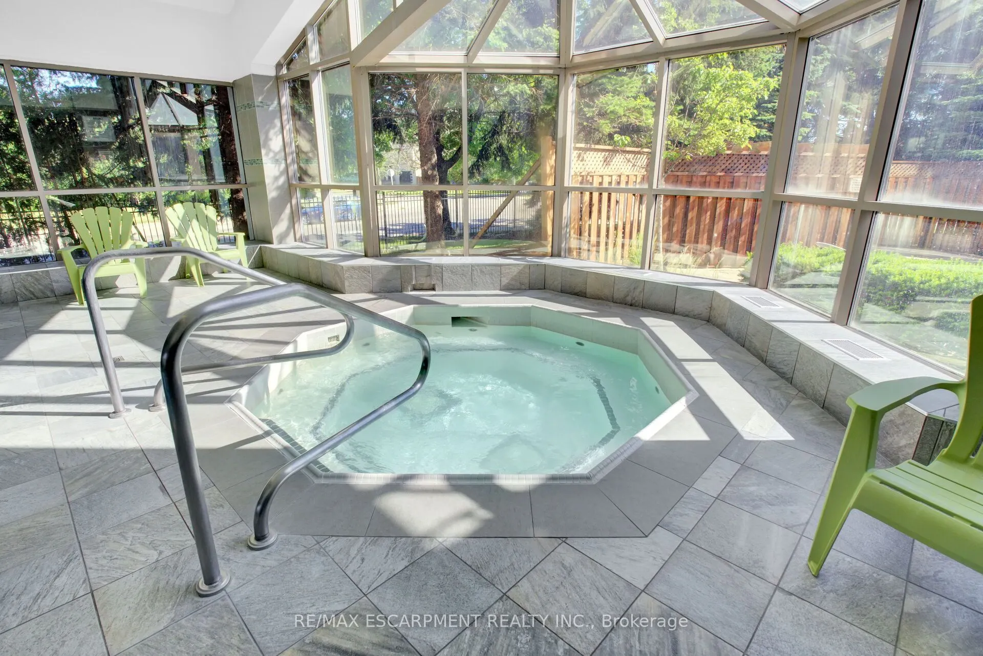 75 King Street E, #306