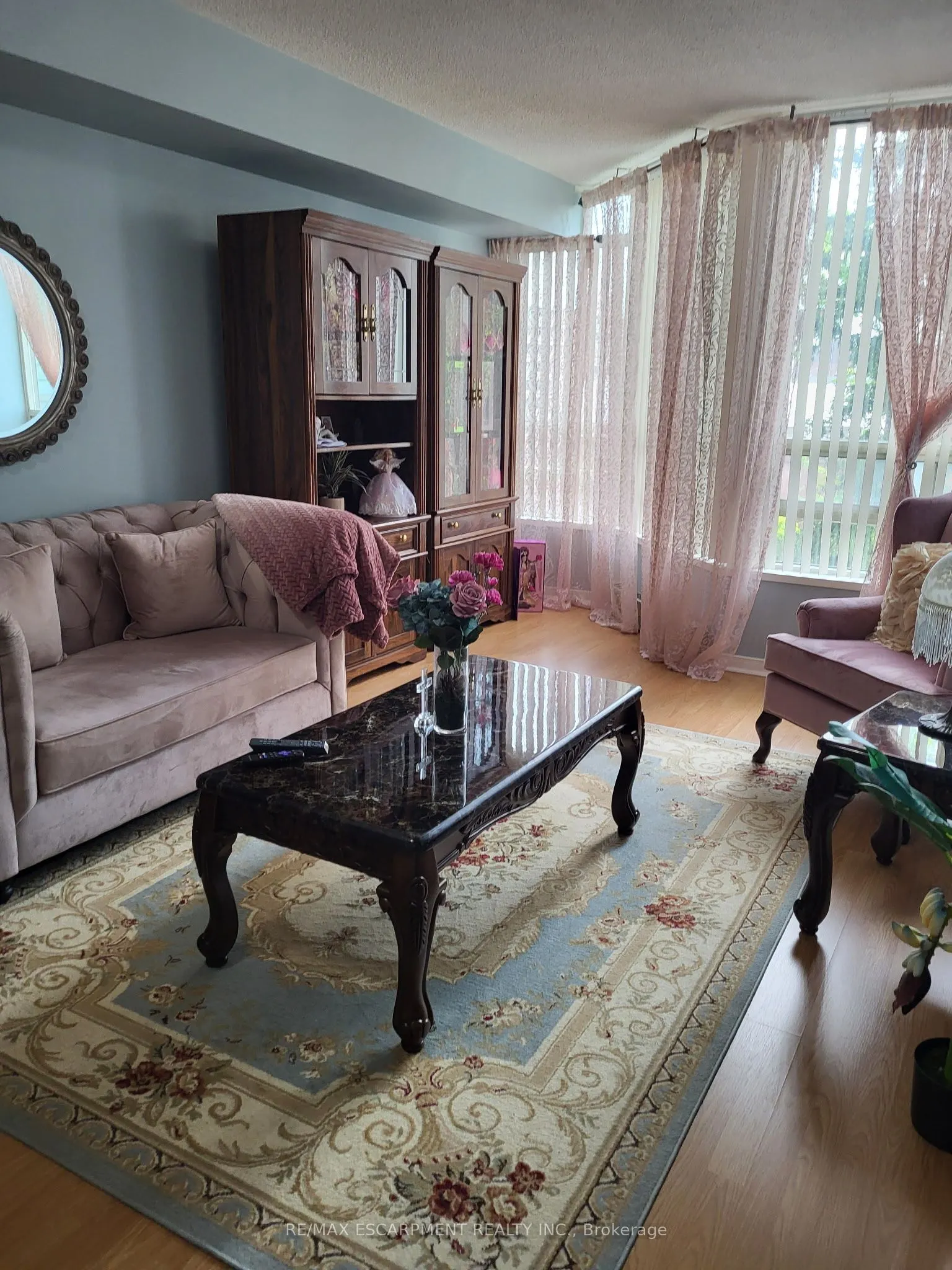 75 King Street E, #306