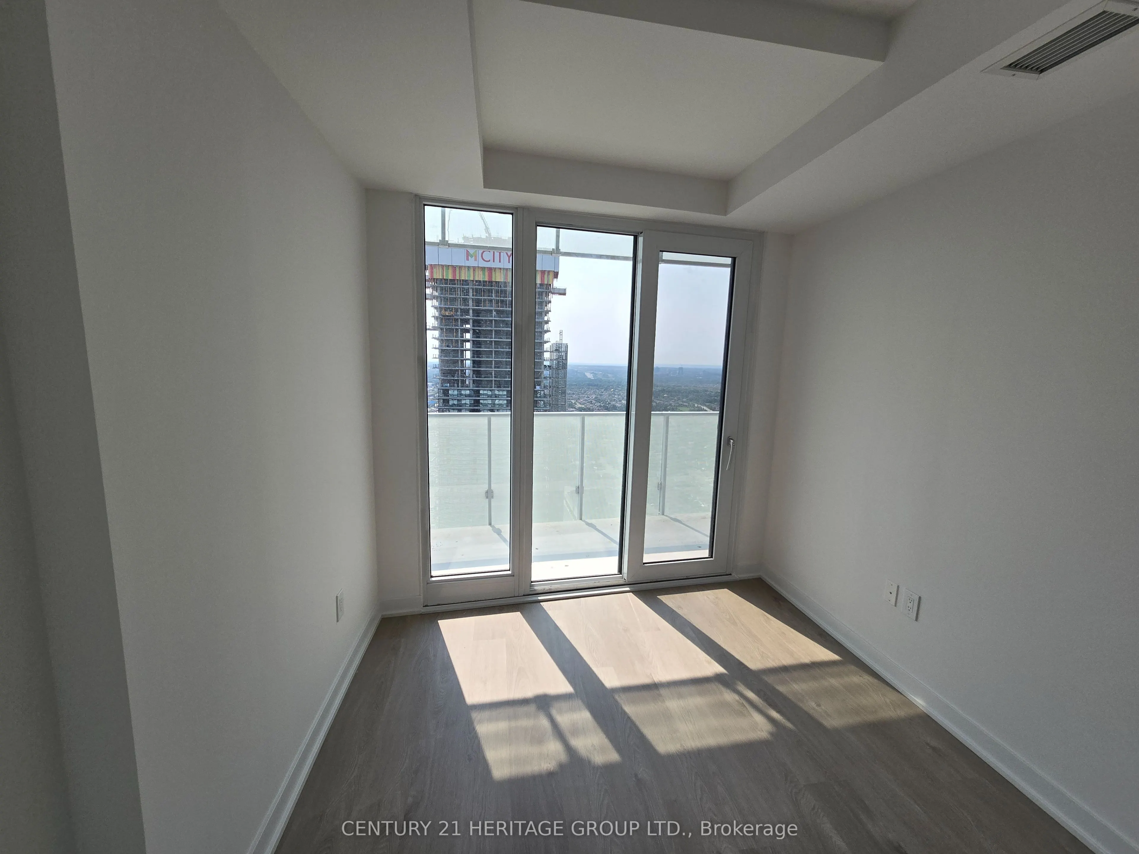 3900 Confederation Parkway, #4008