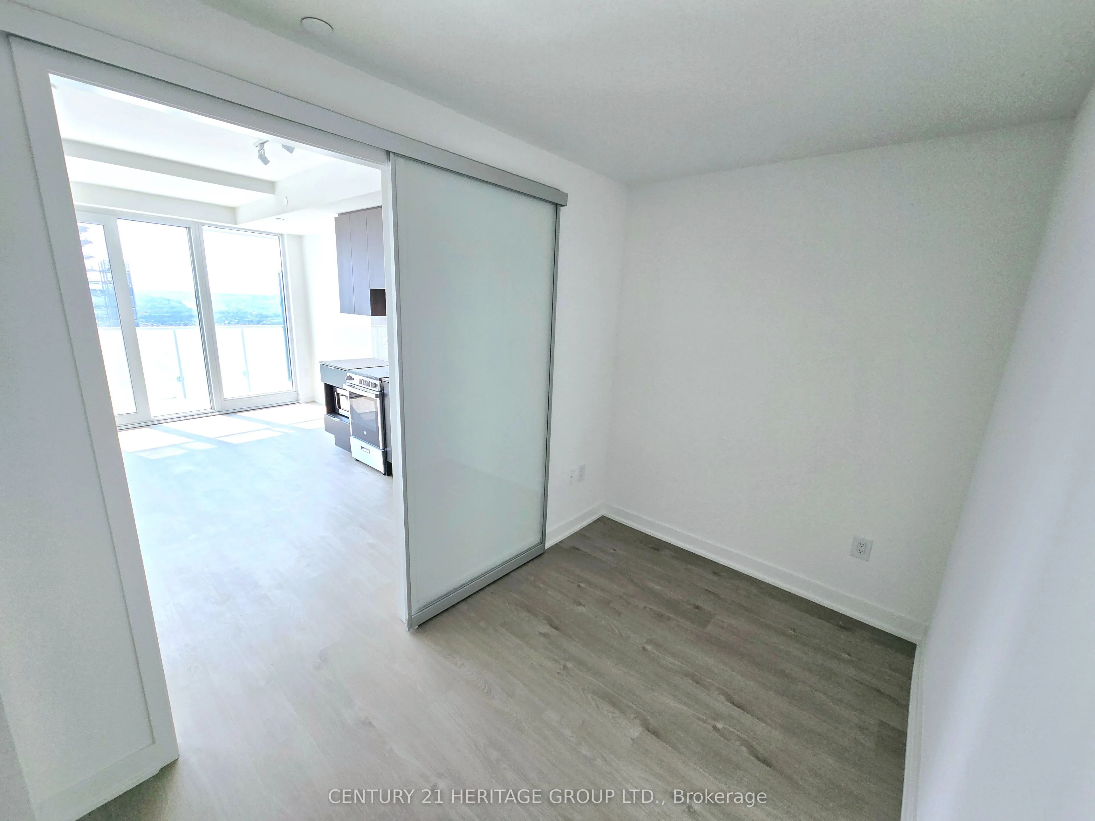 3900 Confederation Parkway, #4008