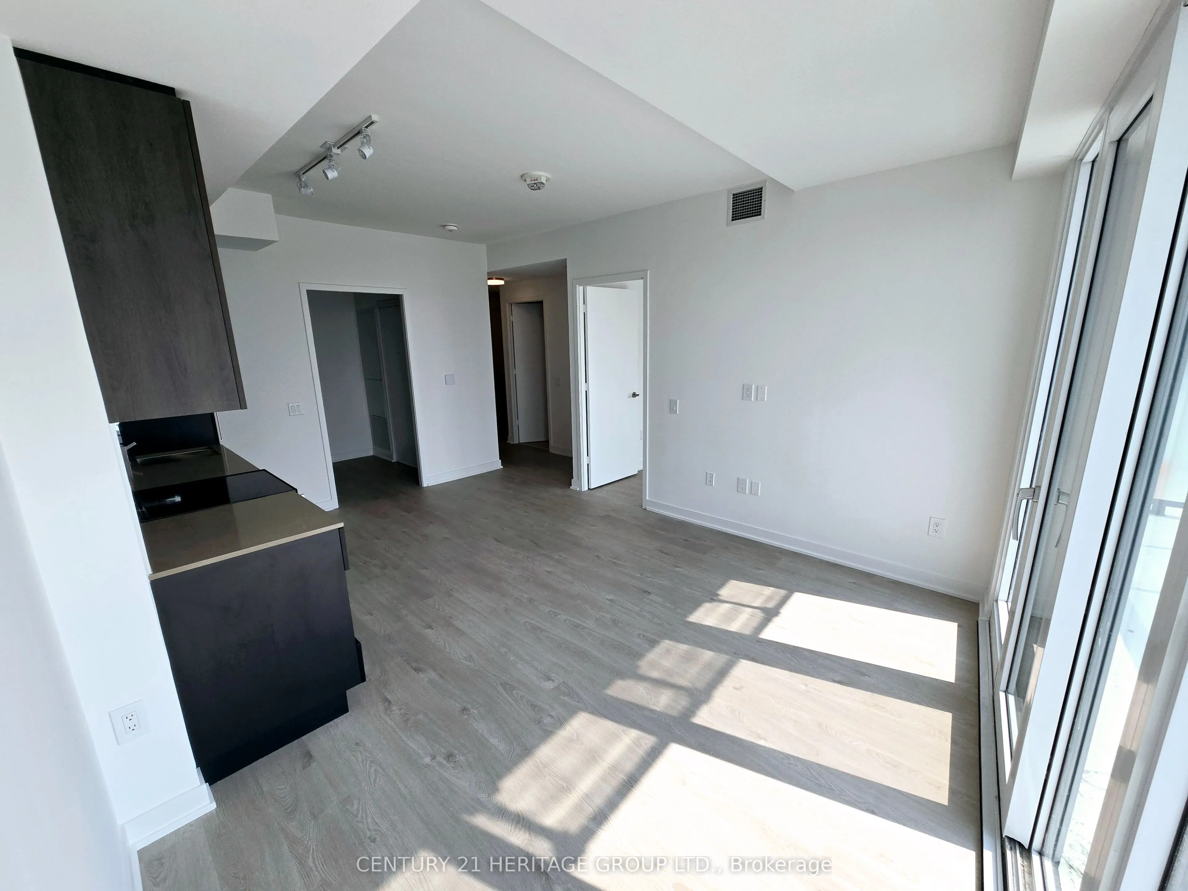 3900 Confederation Parkway, #4008